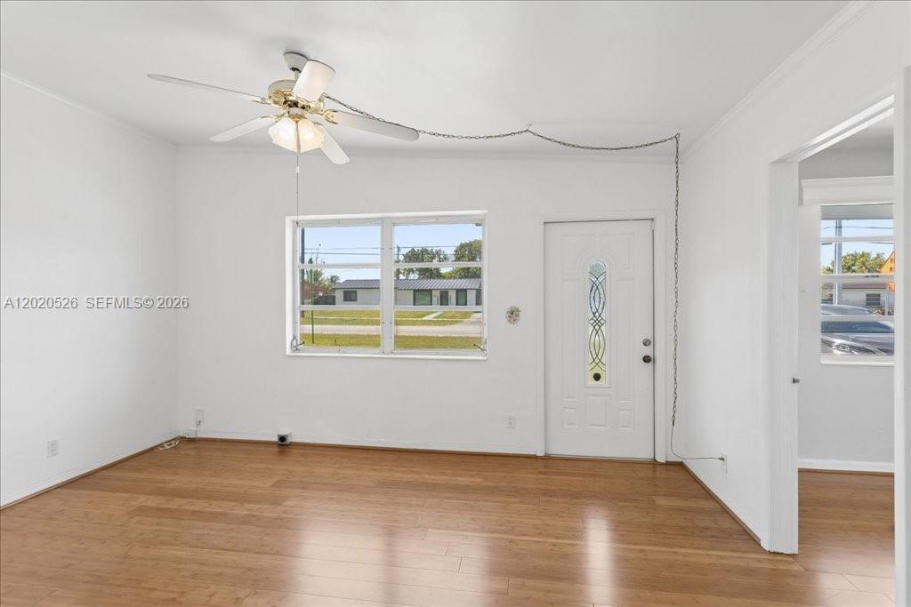 5761 SW 41st St, West Park FL 33023 photo 5