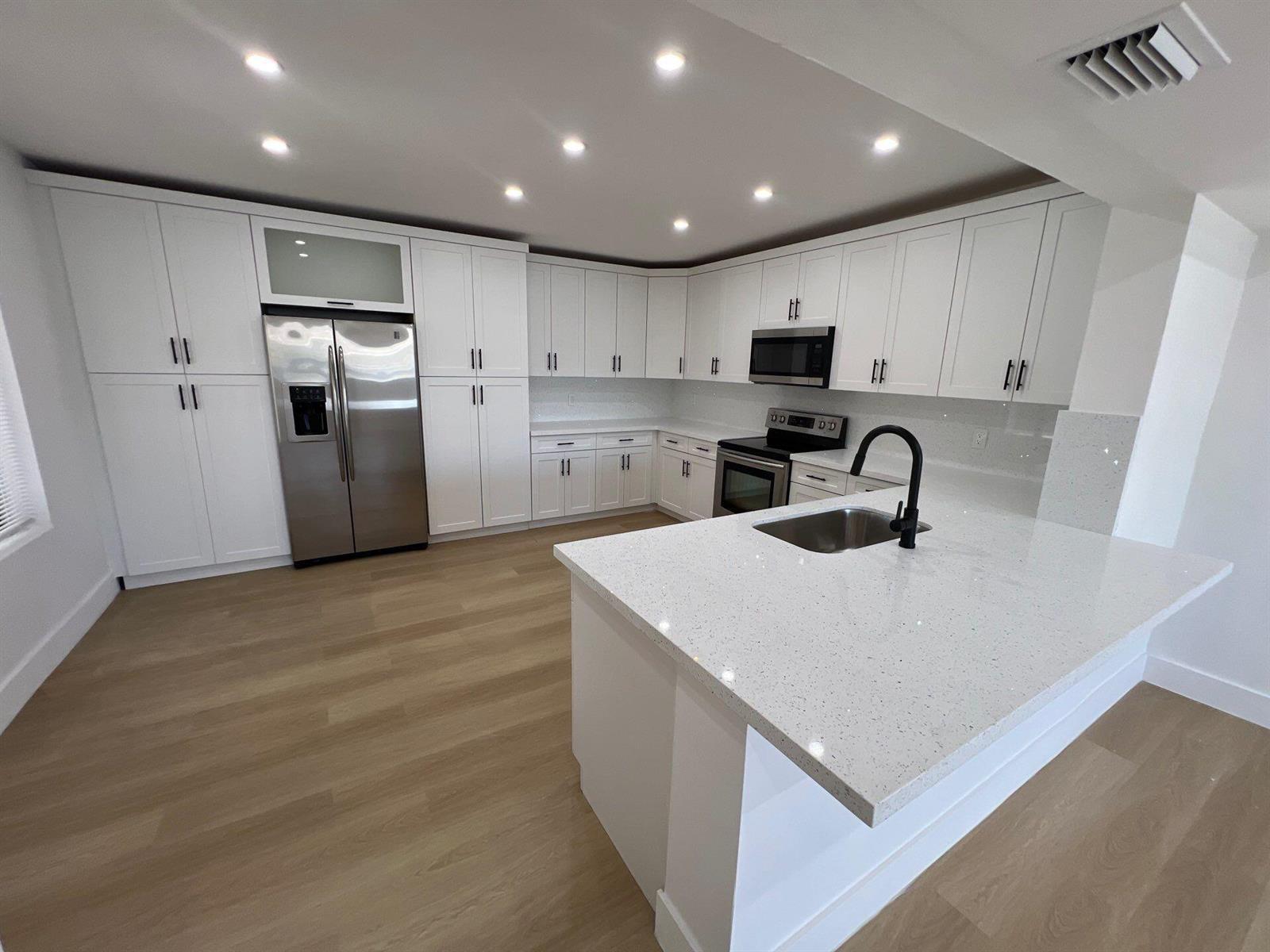 1350 NE 162nd Street # 1, North Miami Beach FL 33162