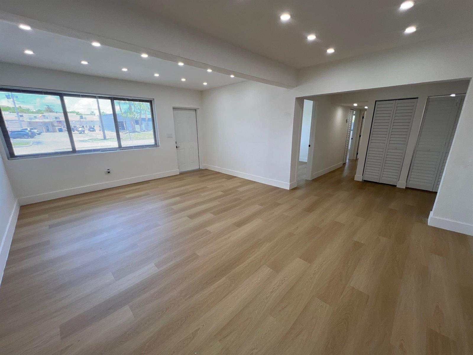 1350 NE 162nd Street # 1, North Miami Beach FL 33162 photo 5