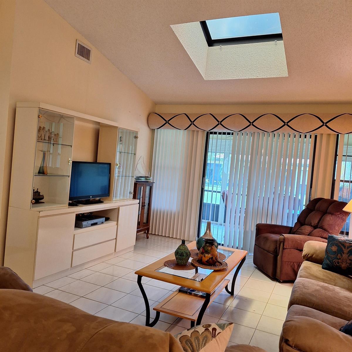 10110 Andrea Lane # A, Boynton Beach FL 33437 photo 3