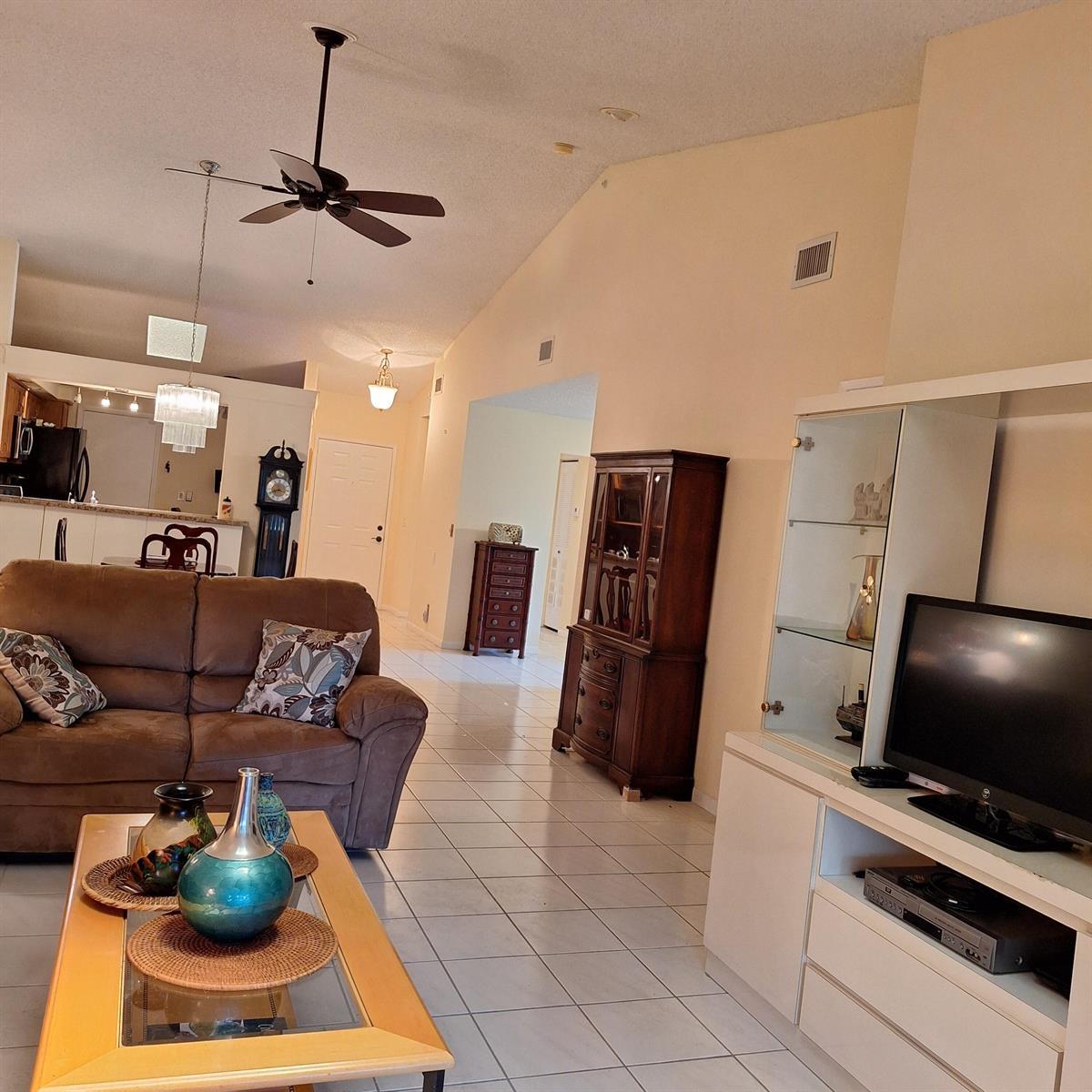 10110 Andrea Lane # A, Boynton Beach FL 33437 photo 5