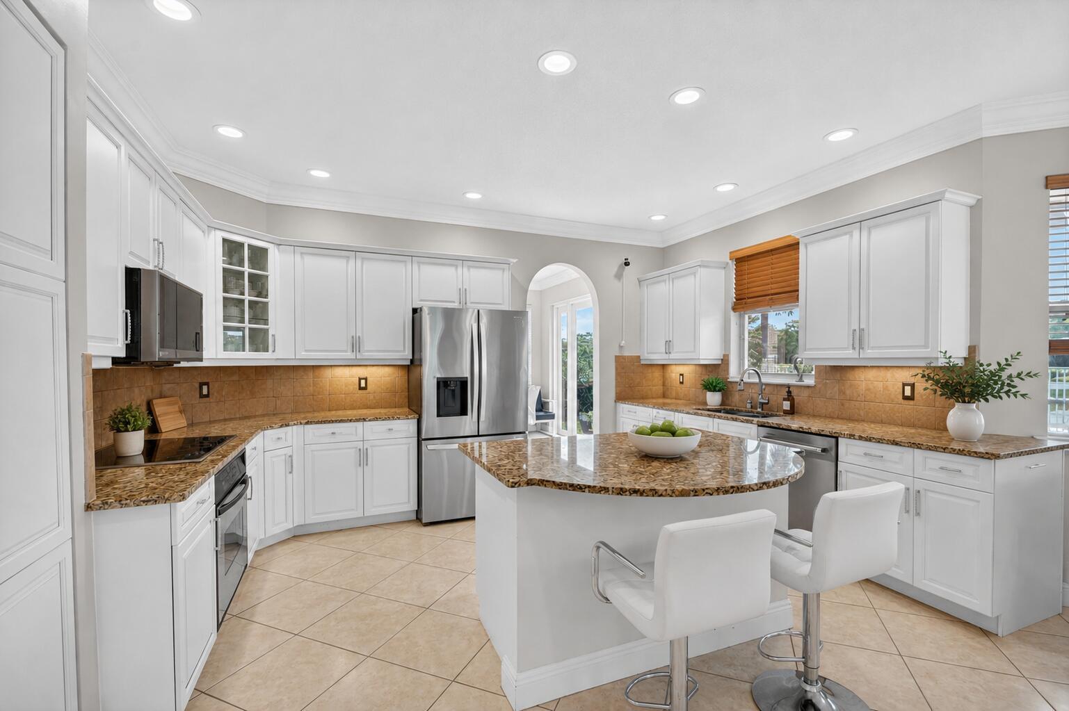2214 Ridgewood Circle, Royal Palm Beach FL 33411 photo 2