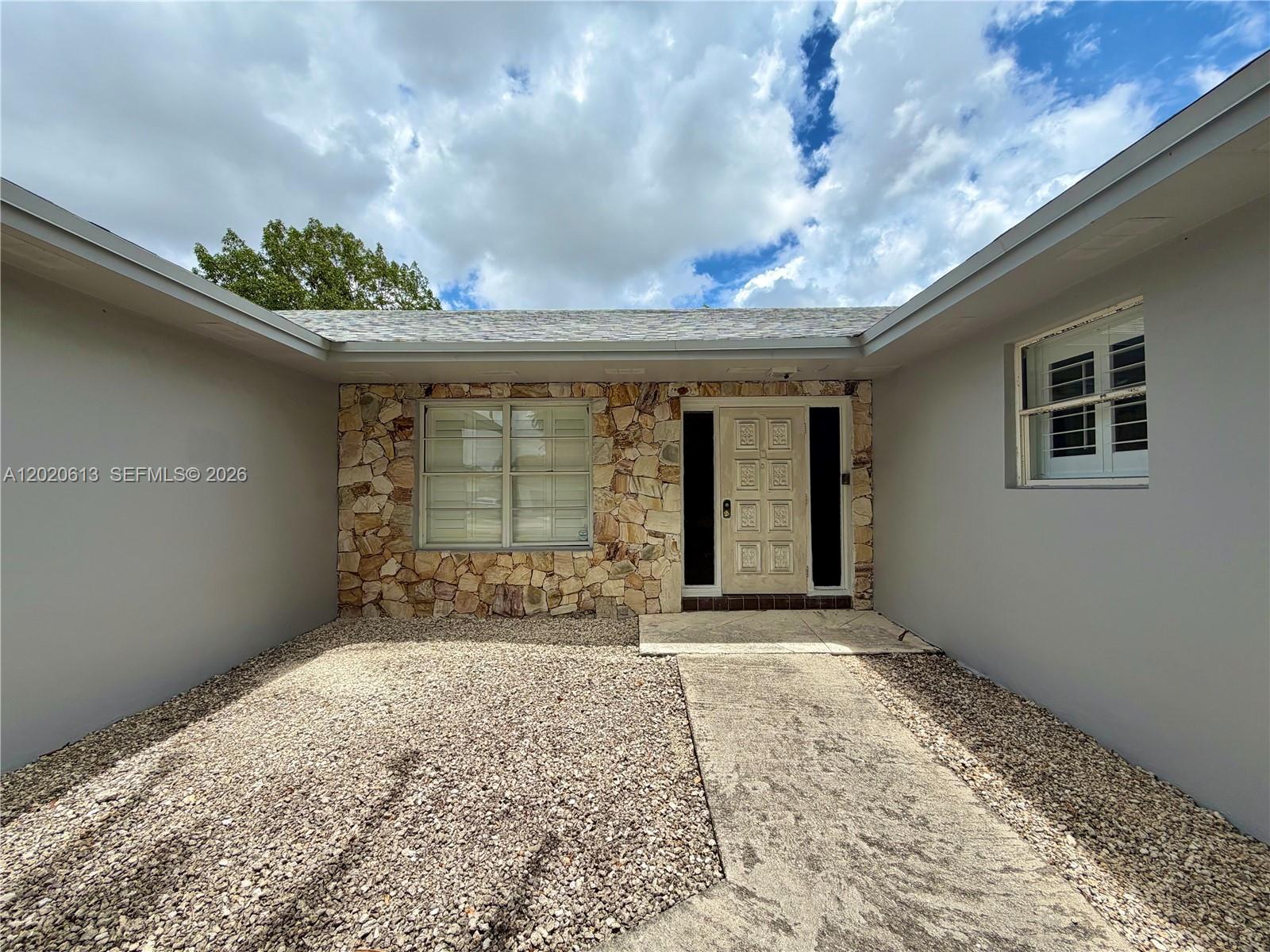 11541 SW 97th St, Miami FL 33176 photo 2