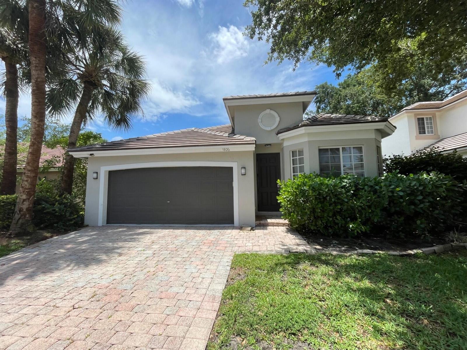 1806 NW 98th Avenue NW, Pembroke Pines FL 33024 photo 4