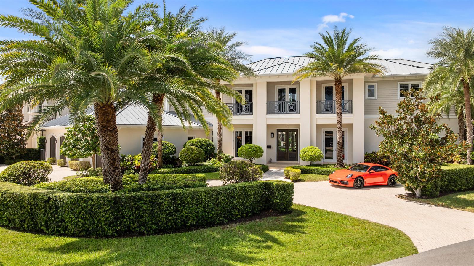 3211 NE 27th Avenue, Lighthouse Point FL 33064