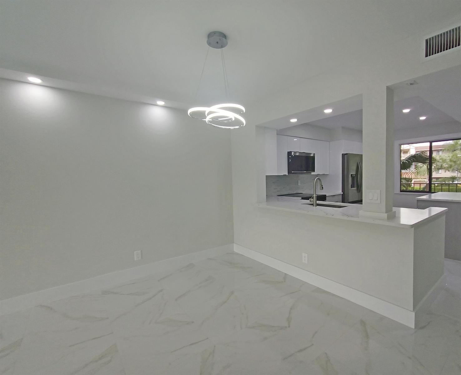 7280 Amberly Lane # 207, Delray Beach FL 33446 photo 4