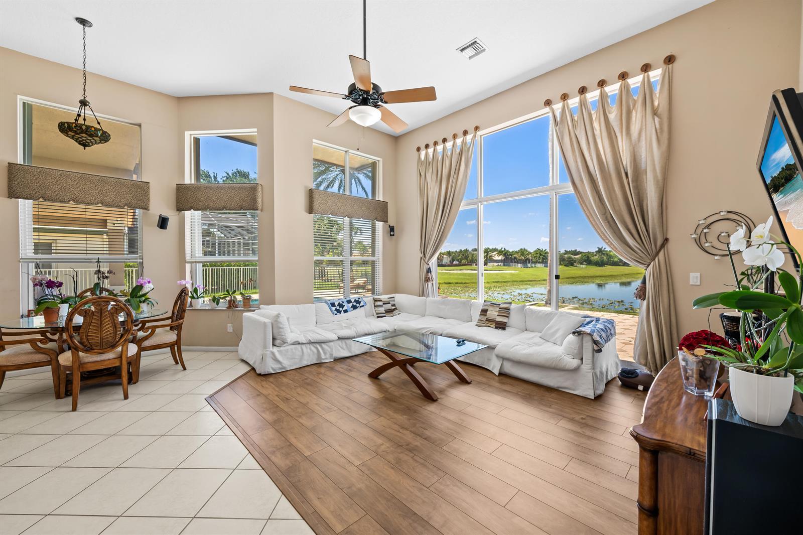 8027 N Savannah Circle, Davie FL 33328 photo 4