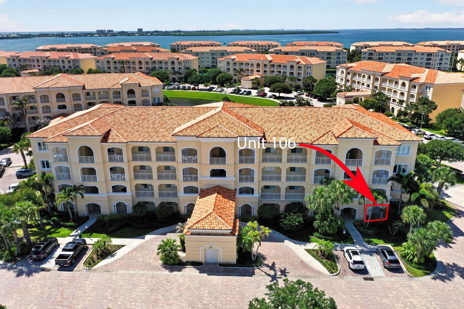 37 E Harbour Isle Dr Drive E # 106, Fort Pierce FL 34949