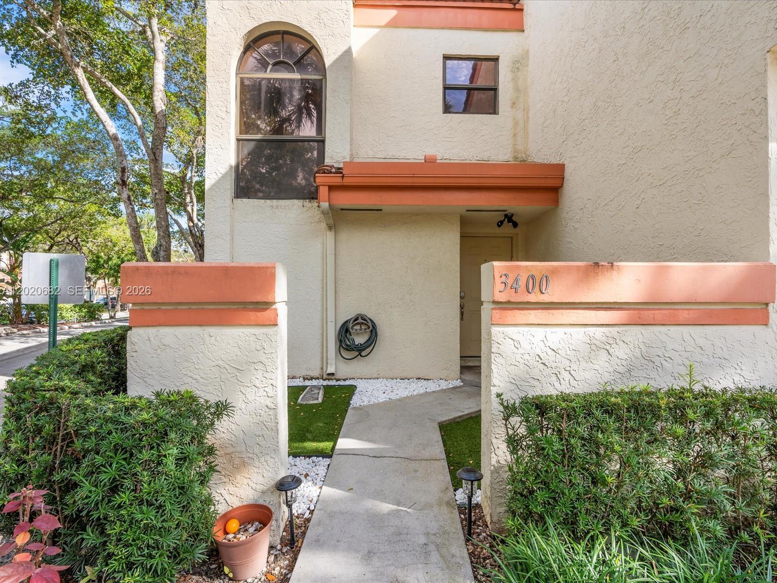 3400 Emerald Oaks Dr # 801, Hollywood FL 33021 photo 4