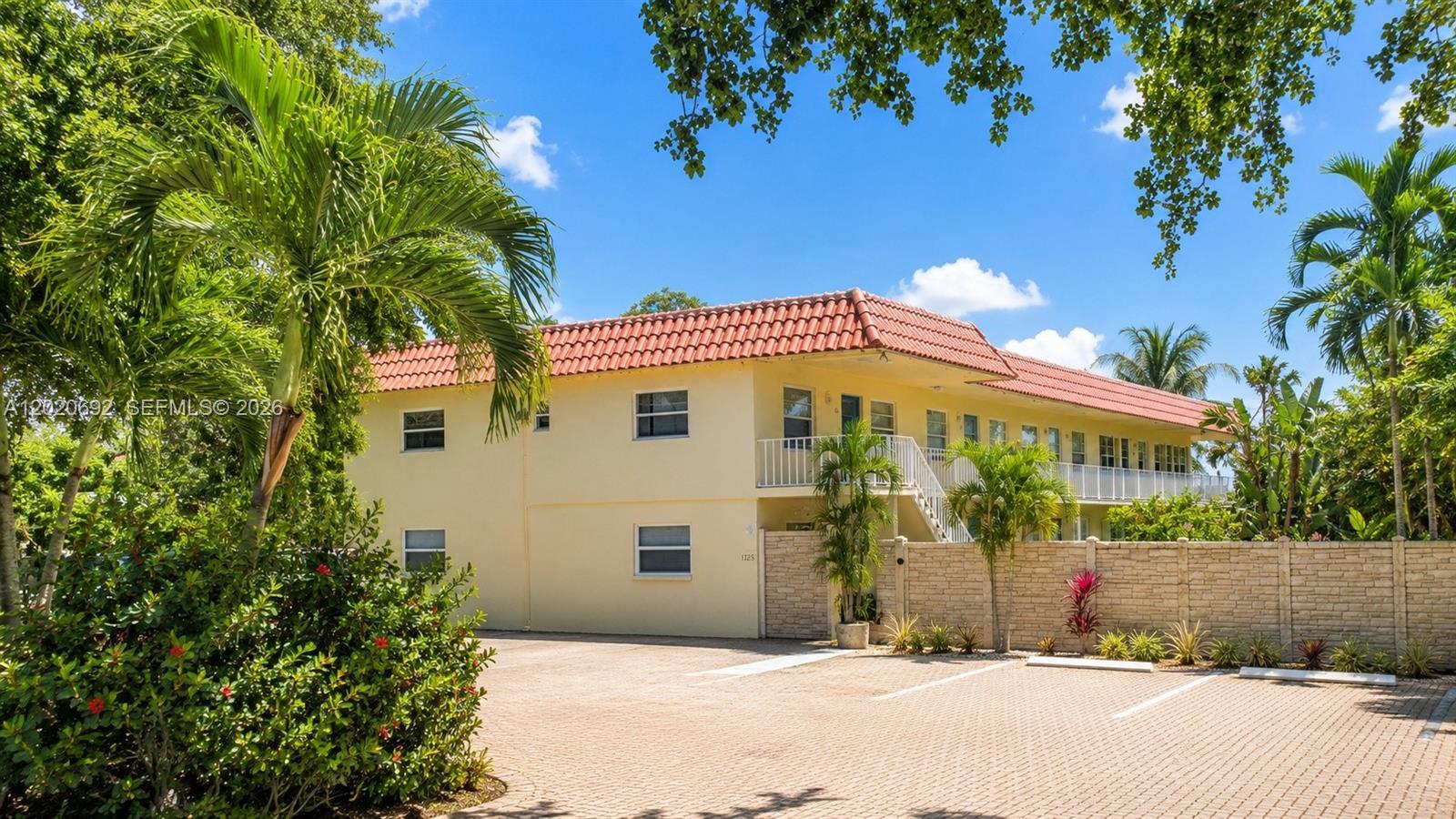 1125 NE 16th Pl # 211, Fort Lauderdale FL 33305 photo 2