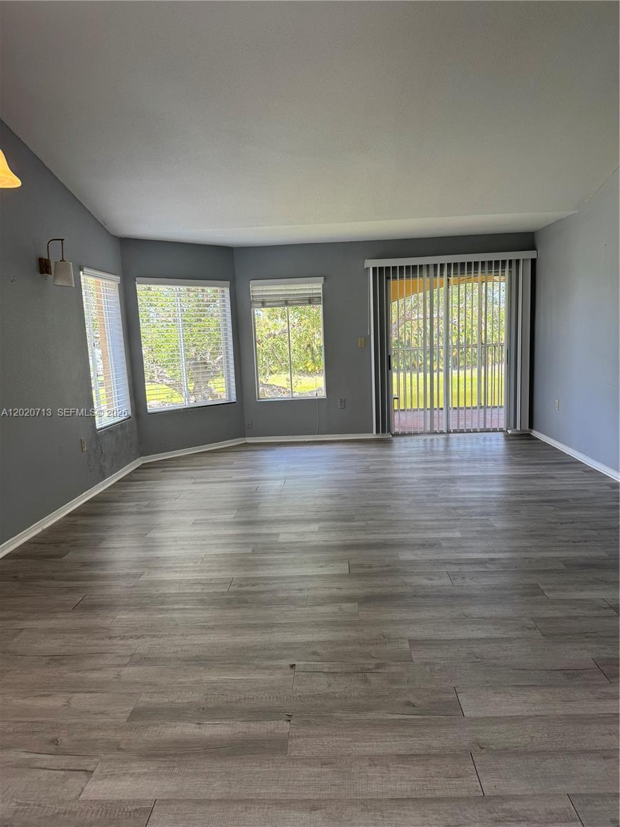 2301 NW 33rd St # 107, Oakland Park FL 33309
