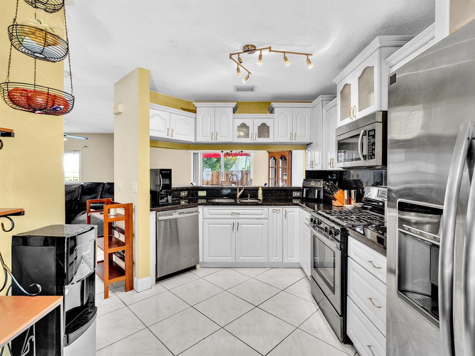 8991 NW 53rd Street, Sunrise FL 33351 photo 3