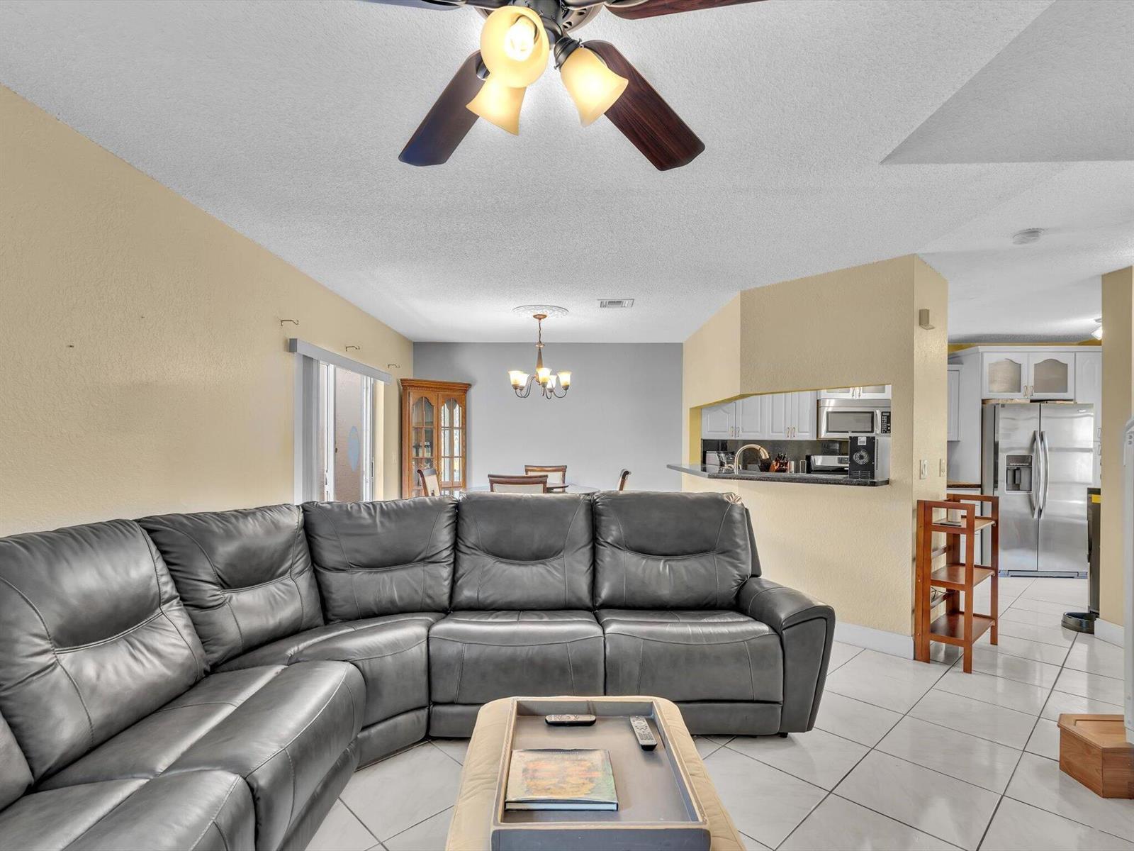 8991 NW 53rd Street, Sunrise FL 33351 photo 5