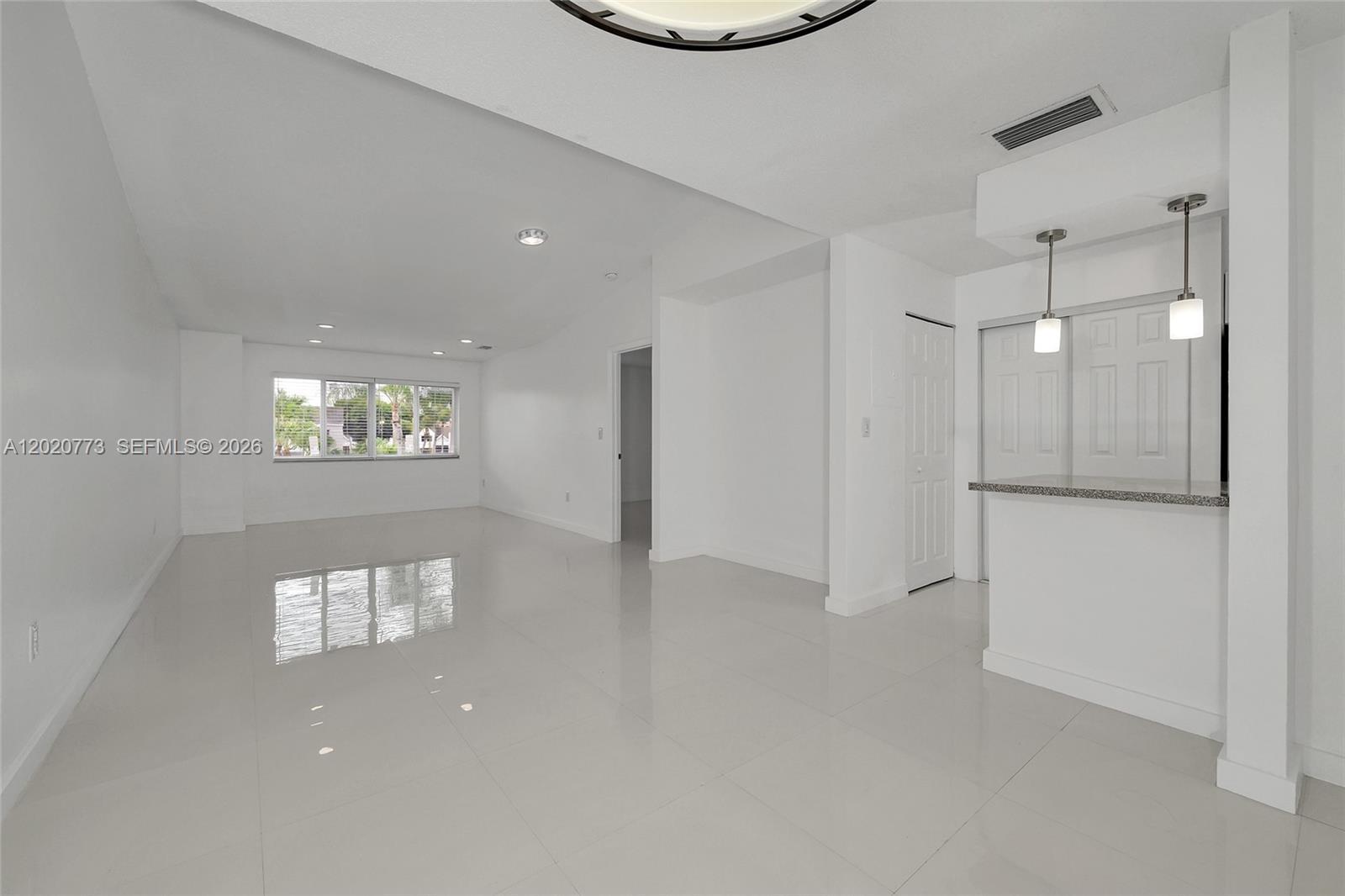 6720 NW 174th Ter # 18, Hialeah FL 33015 photo 5