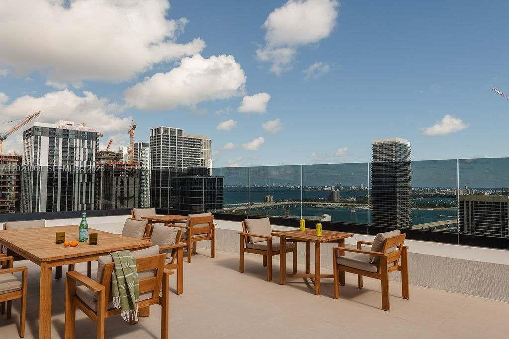 225 N Miami Ave # 2810, Miami FL 33128 photo 2