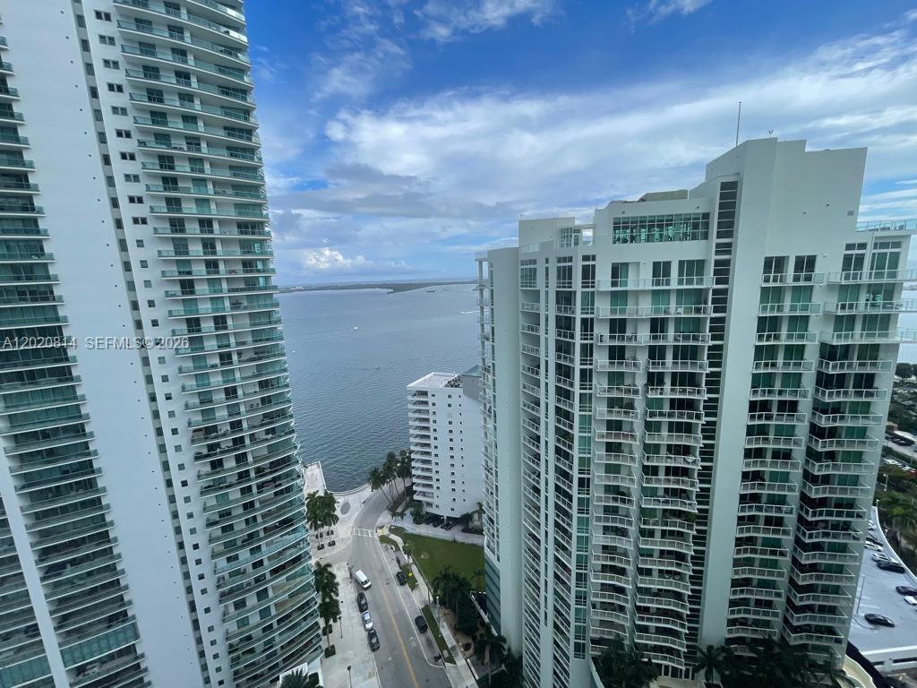 1300 Brickell Bay Dr # 1805, Miami FL 33131