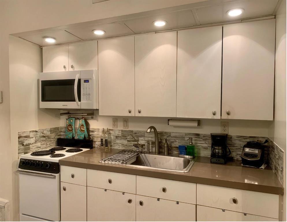 2710 Riverside Drive # a, Coral Springs FL 33065 photo 2