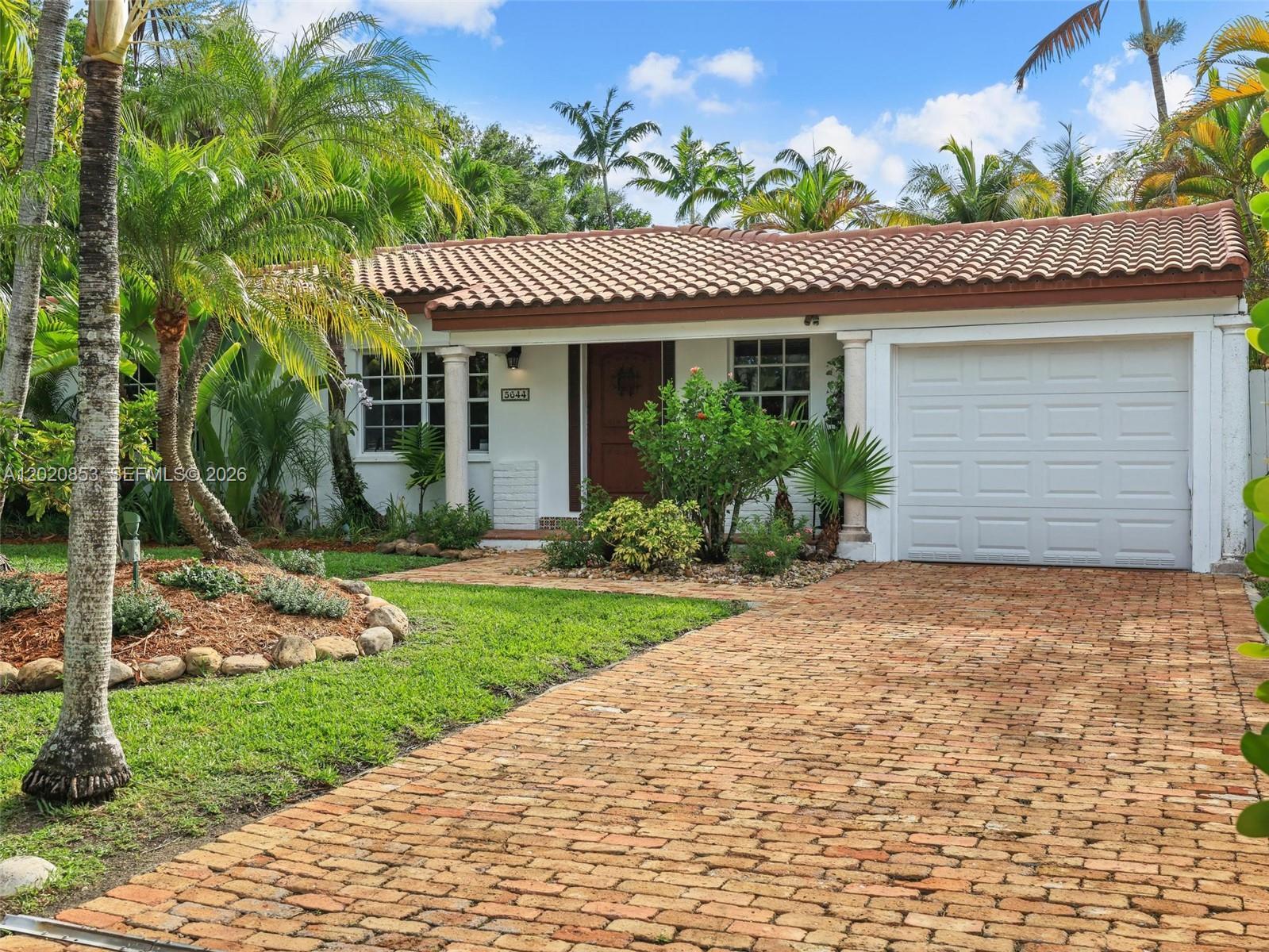 5644 SW 69th Ave, Miami FL 33143 photo 4