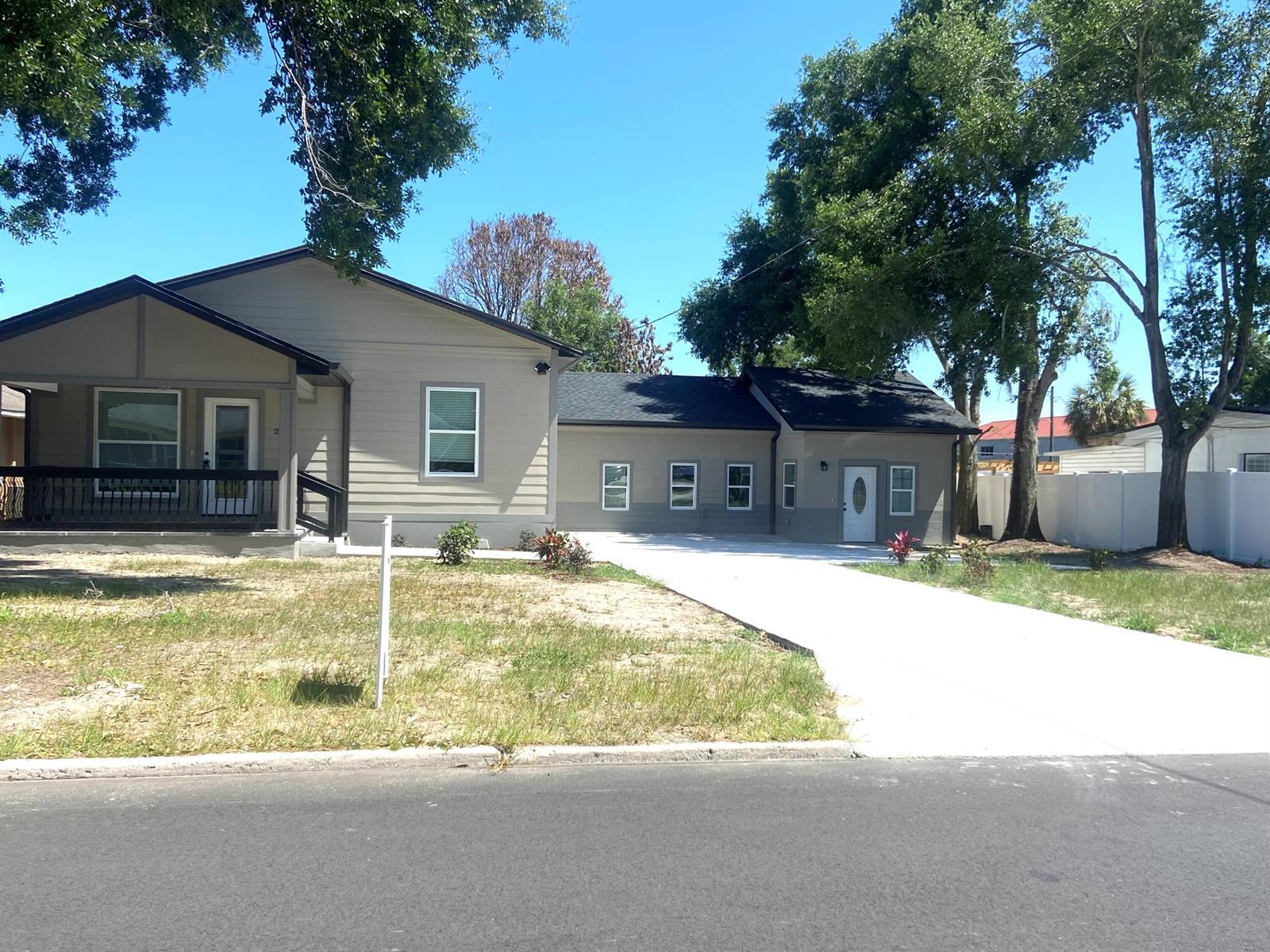 207 Ave E SE, Winter Haven FL 33880