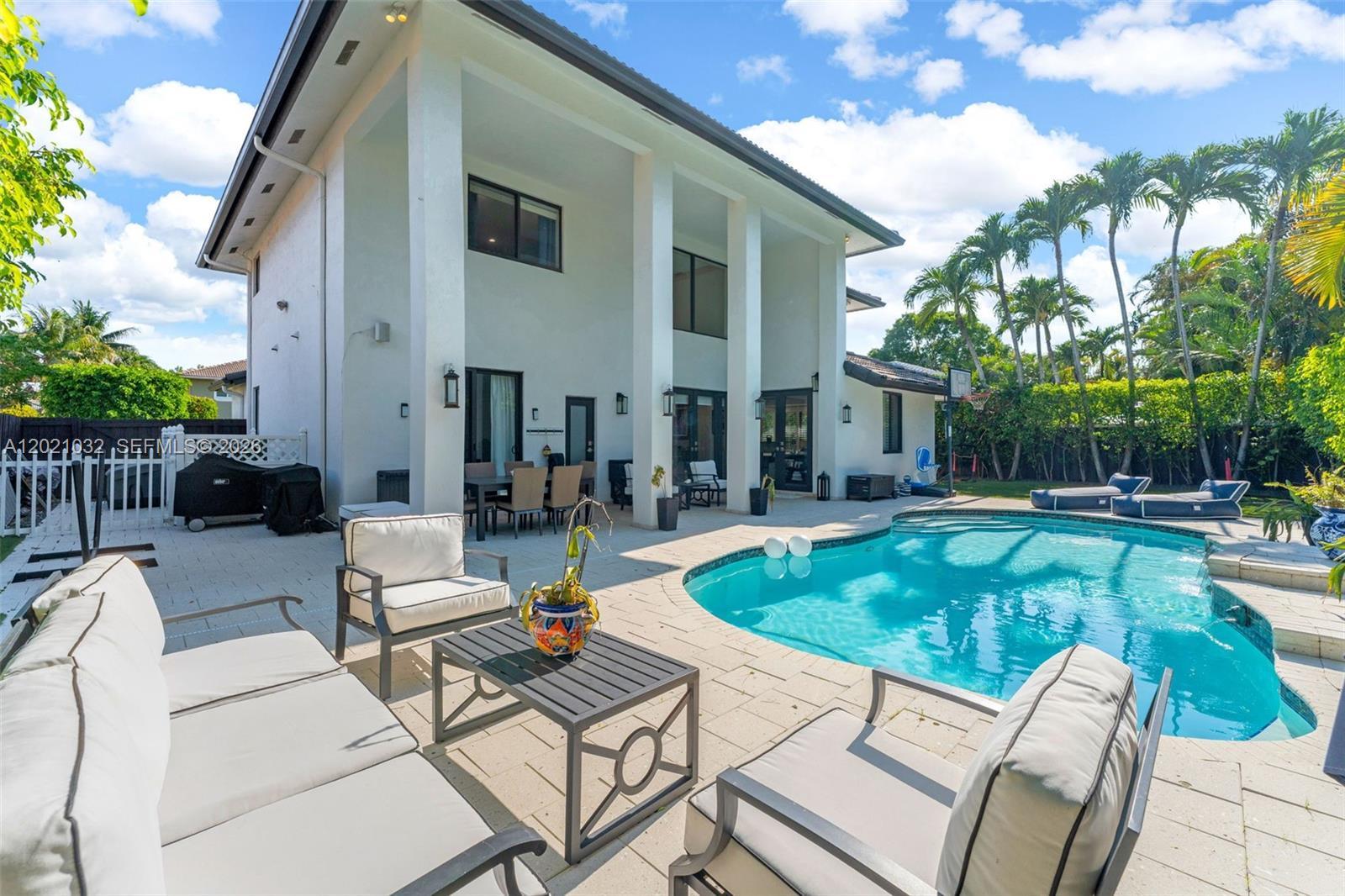 15742 SW 102nd Lane, Miami FL 33196