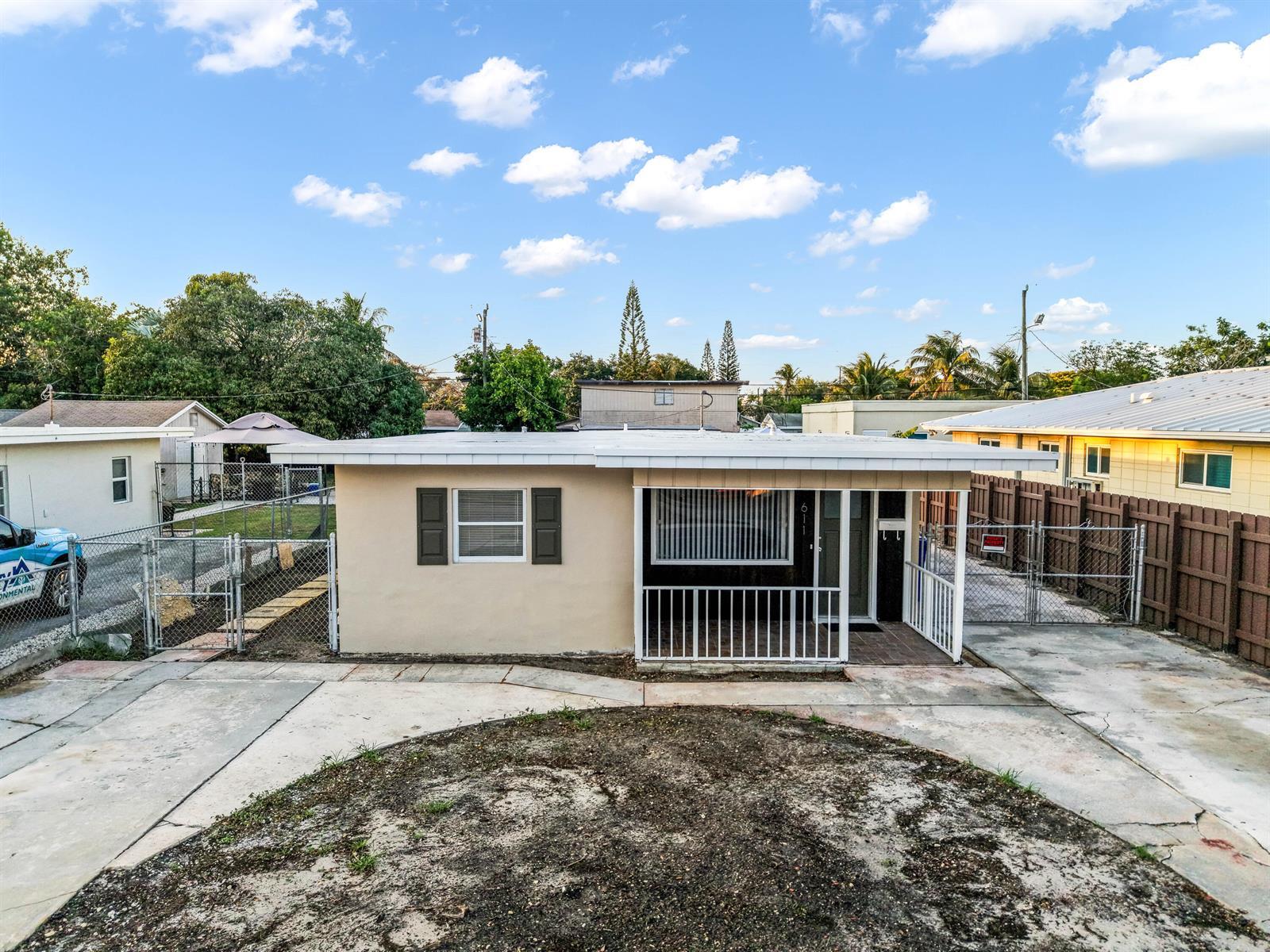 611 NE 34th Street, Pompano Beach FL 33064