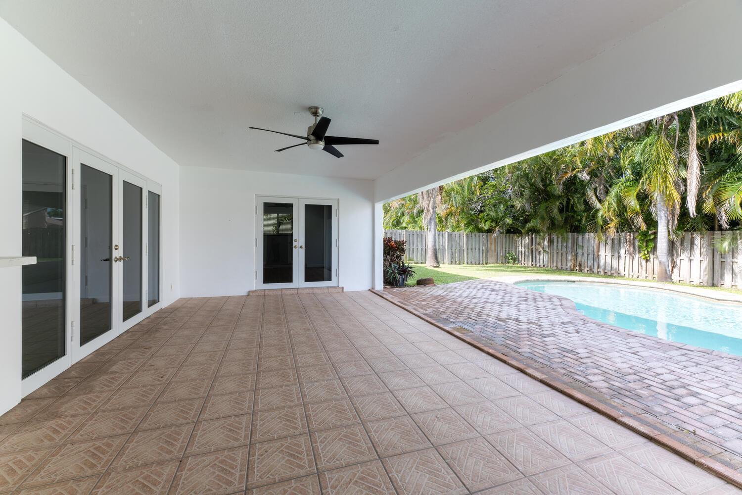 4695 Brandywine Drive, Boca Raton FL 33487 photo 3