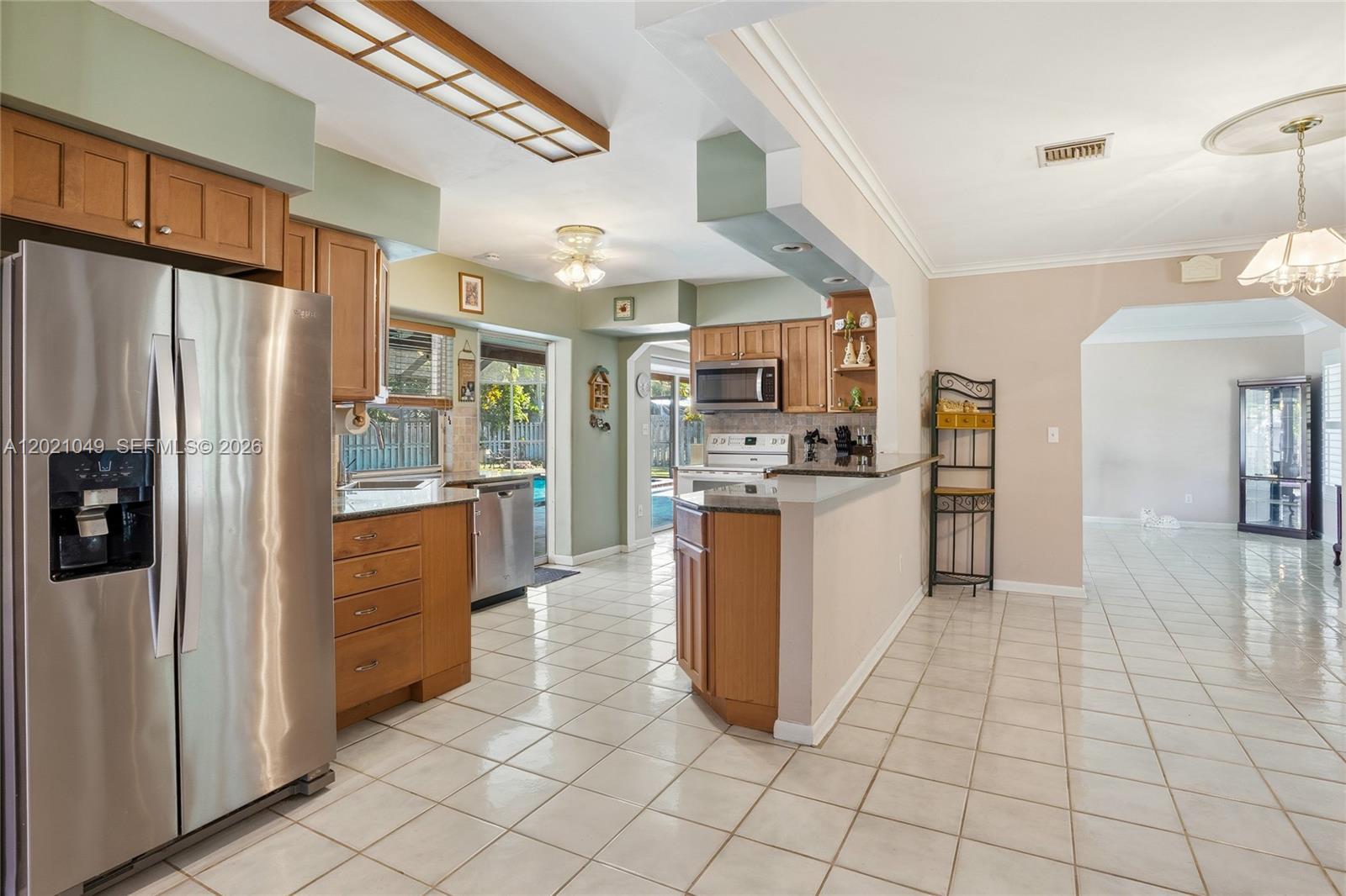 8495 SW 160th St, Palmetto Bay FL 33157 photo 4