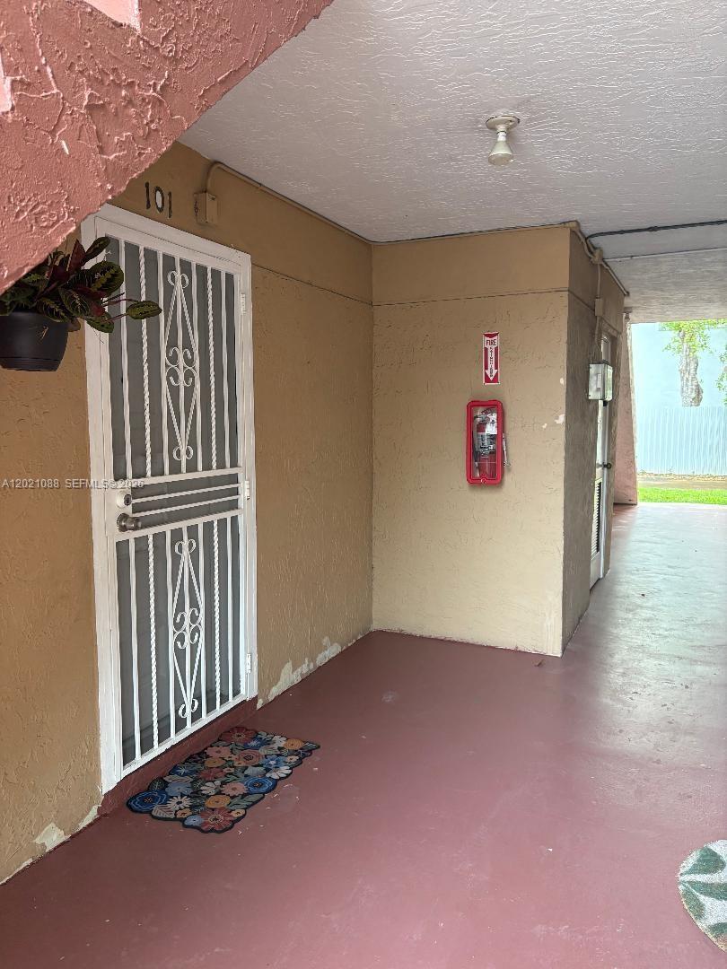 220 NW 107th Ave # 101, Miami FL 33172