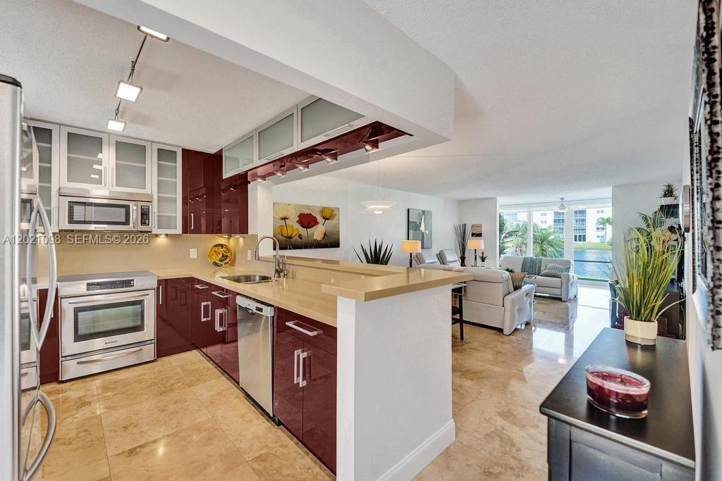 1025 SE 3rd Ave # 108, Dania Beach FL 33004 photo 2
