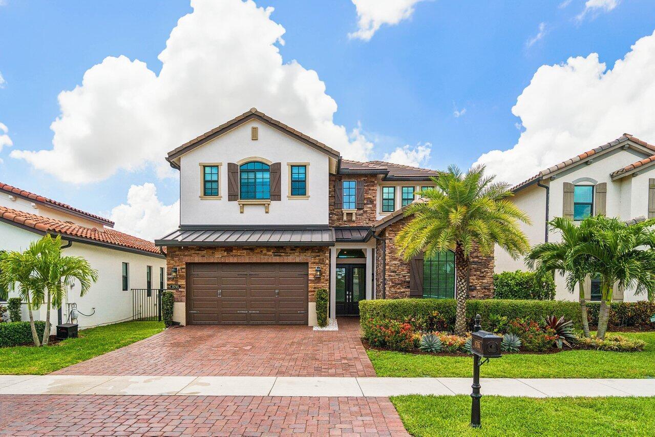 8795 Grand Prix Lane, Boynton Beach FL 33472 photo 2