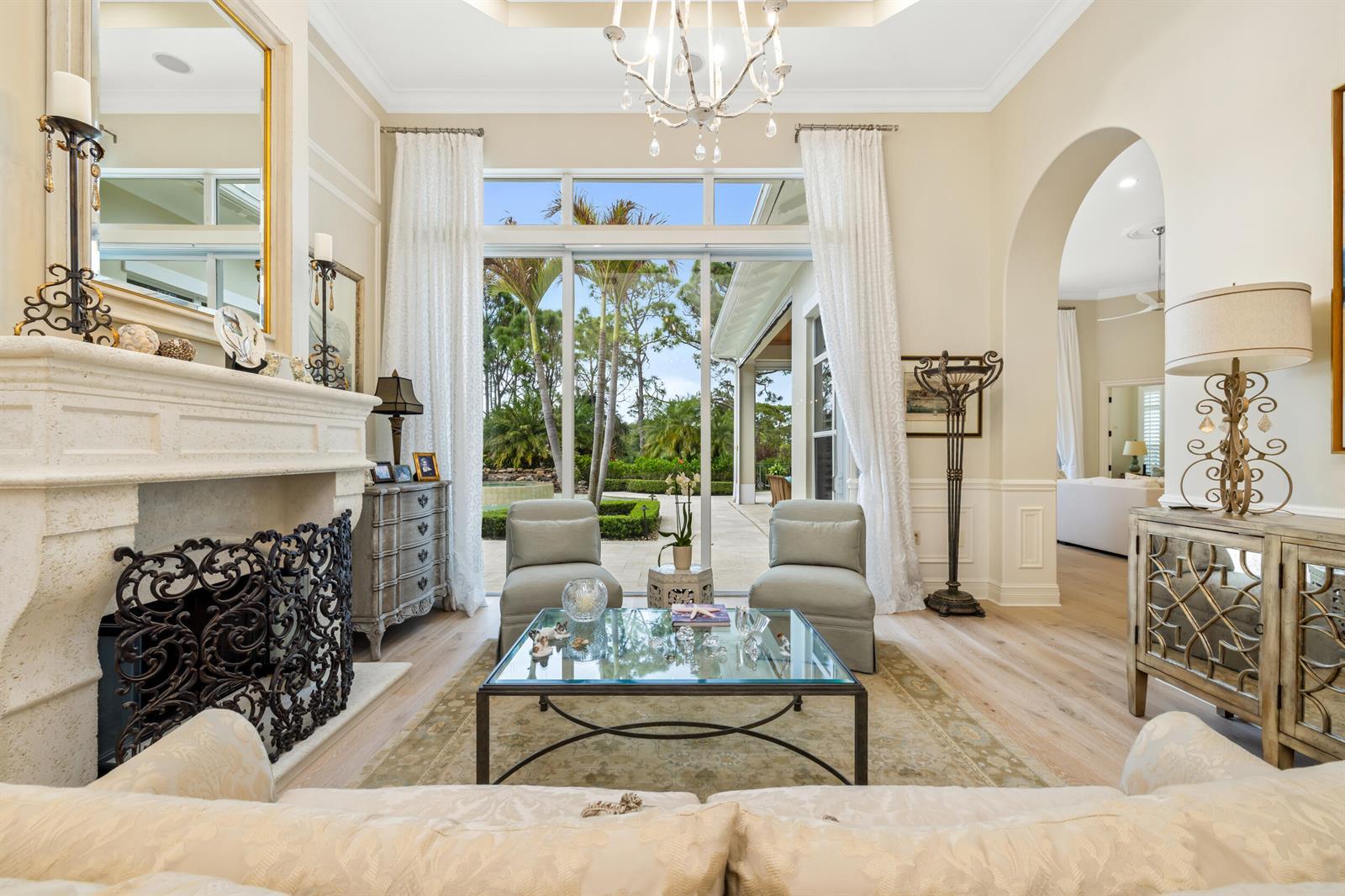 10135 SE Sandpine Lane, Hobe Sound FL 33455 photo 4