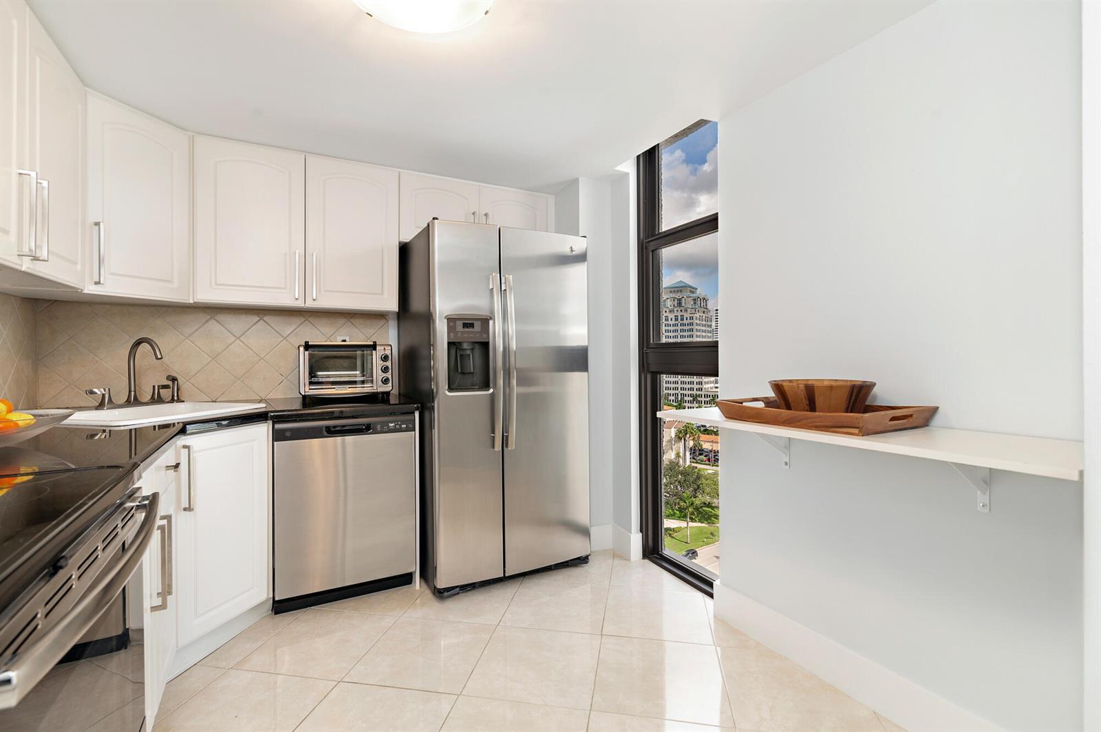 1200 S Flagler Drive # 1706, West Palm Beach FL 33401 photo 3
