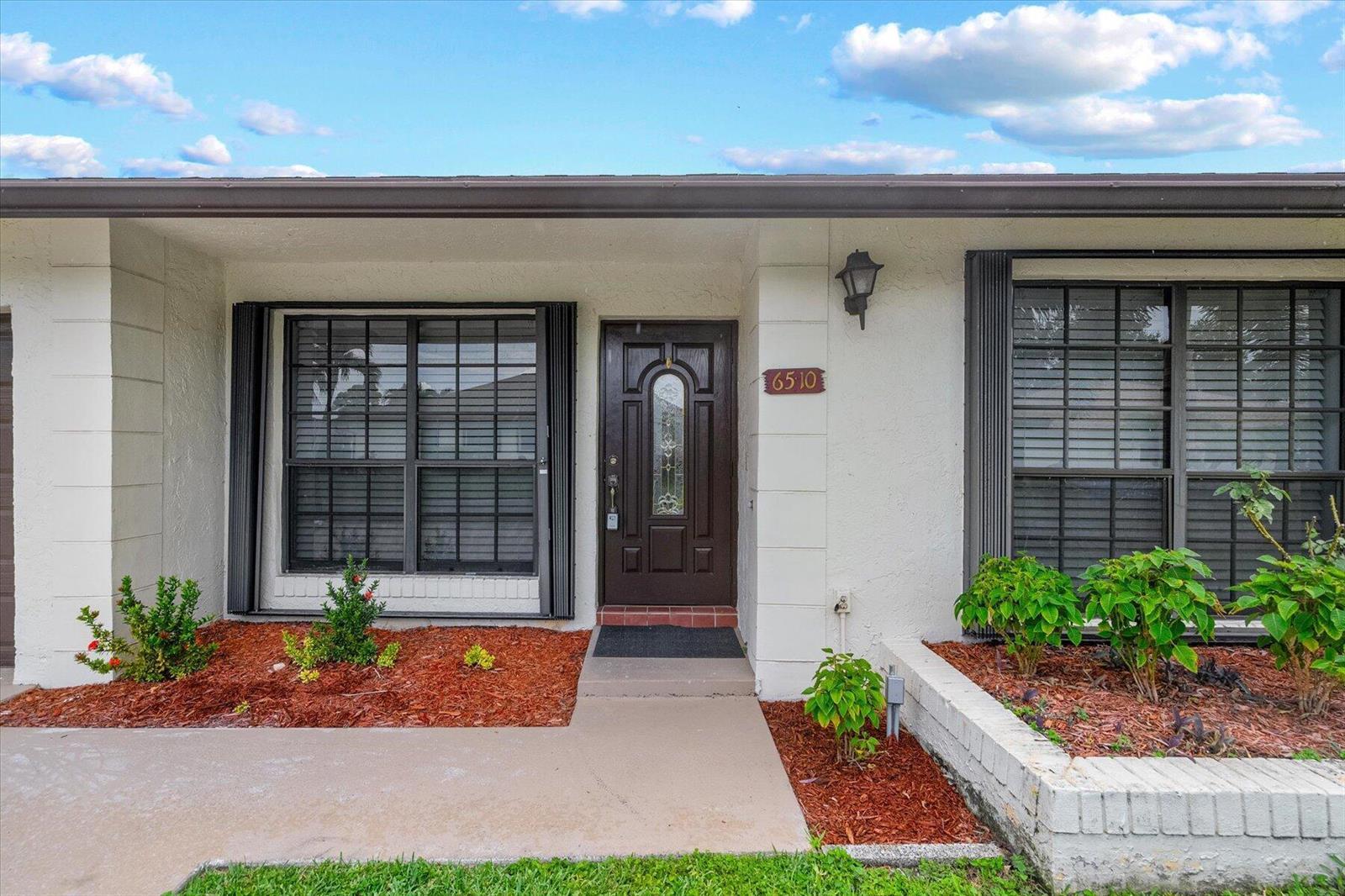 6510 Olivewood Circle, FL 33463 photo 3