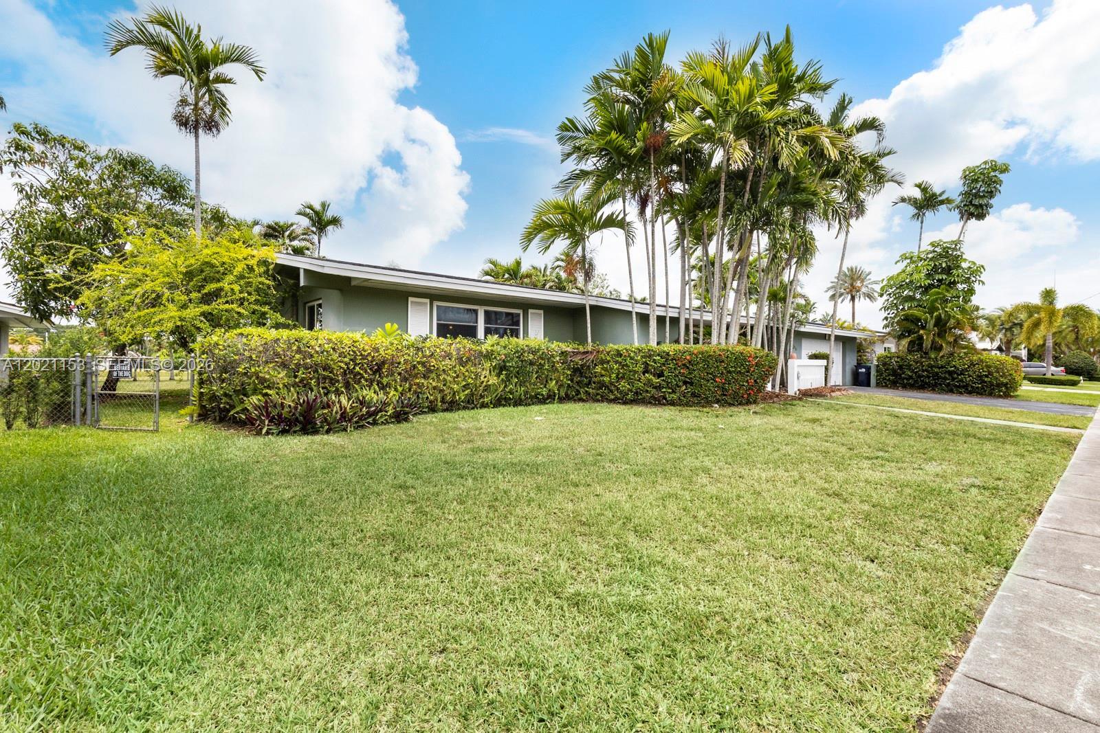 8791 SW 85th St, Miami FL 33173 photo 2