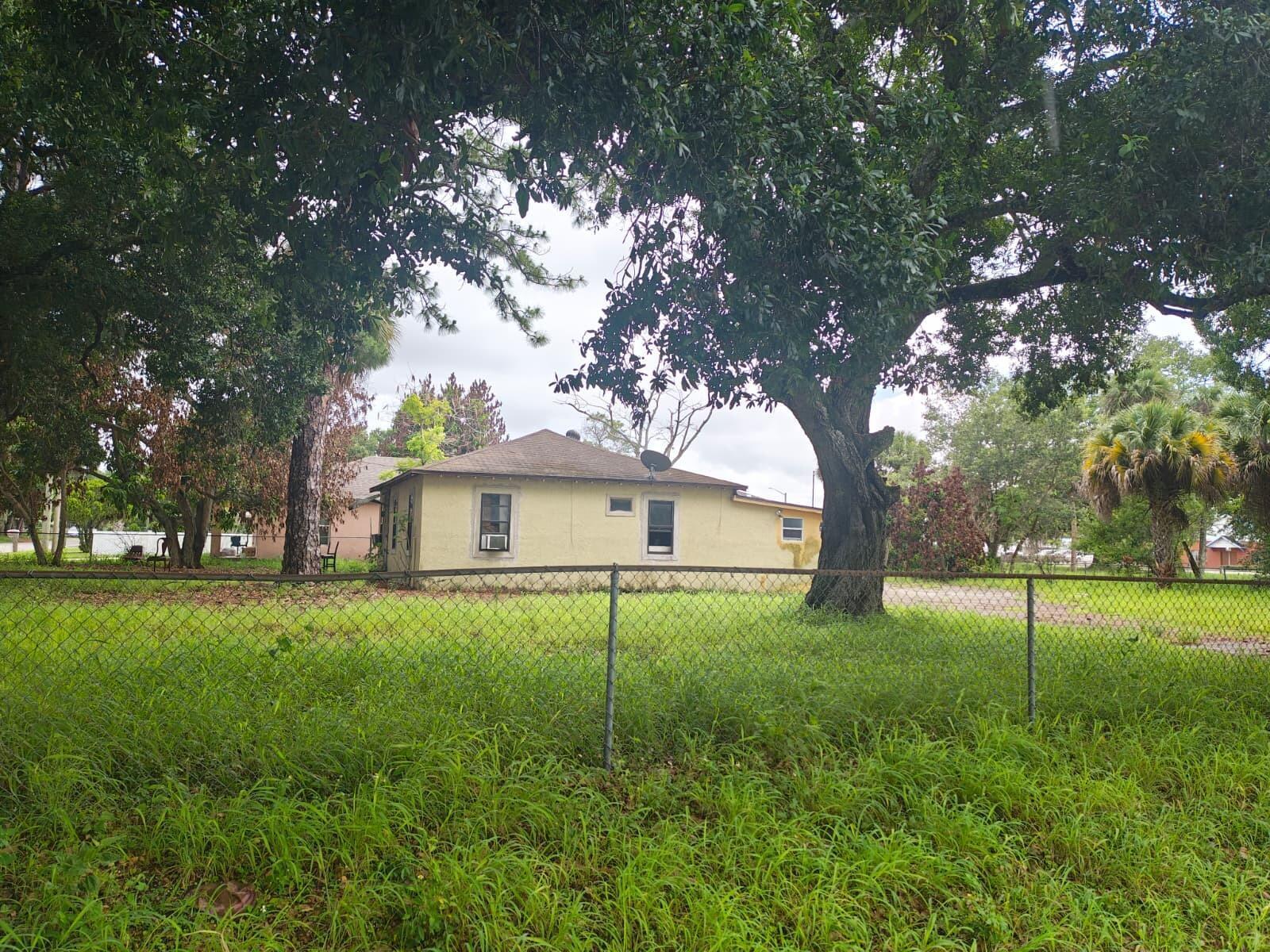 315 N 24th Street, Fort Pierce FL 34950 photo 2