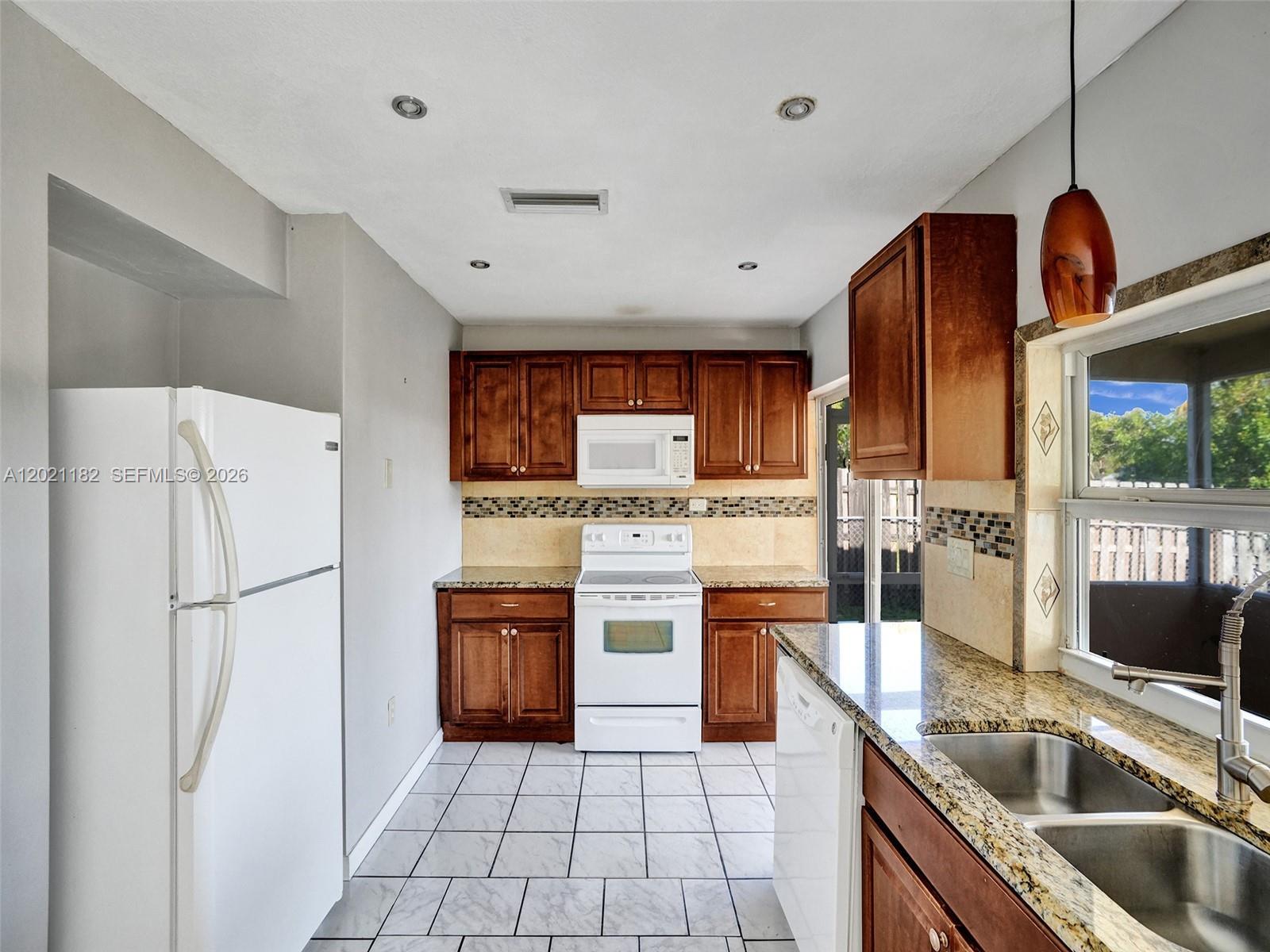 8550 NW 27th Pl # 8550, Sunrise FL 33322 photo 5