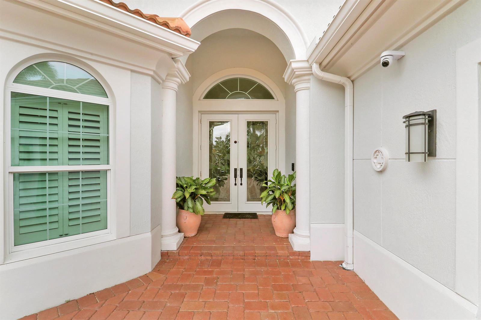 236 Carina Drive, Jupiter FL 33478 photo 2