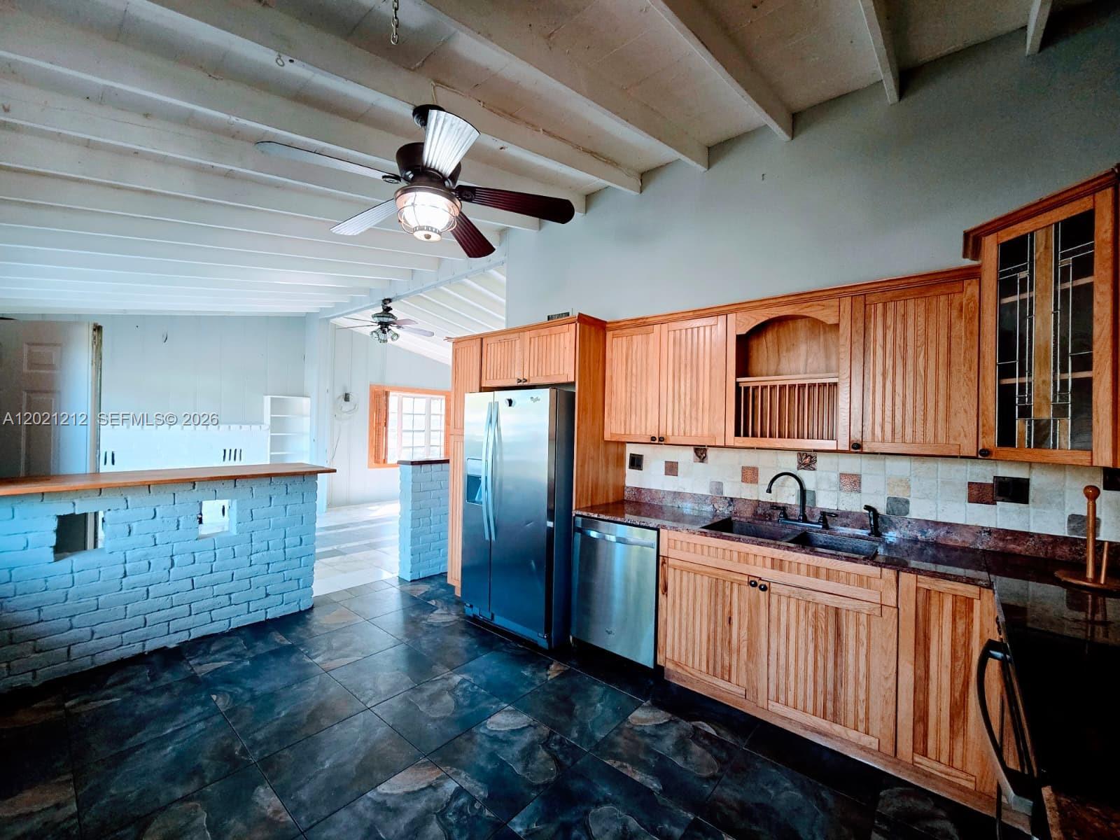 6208 SW 26th St, Miramar FL 33023 photo 4