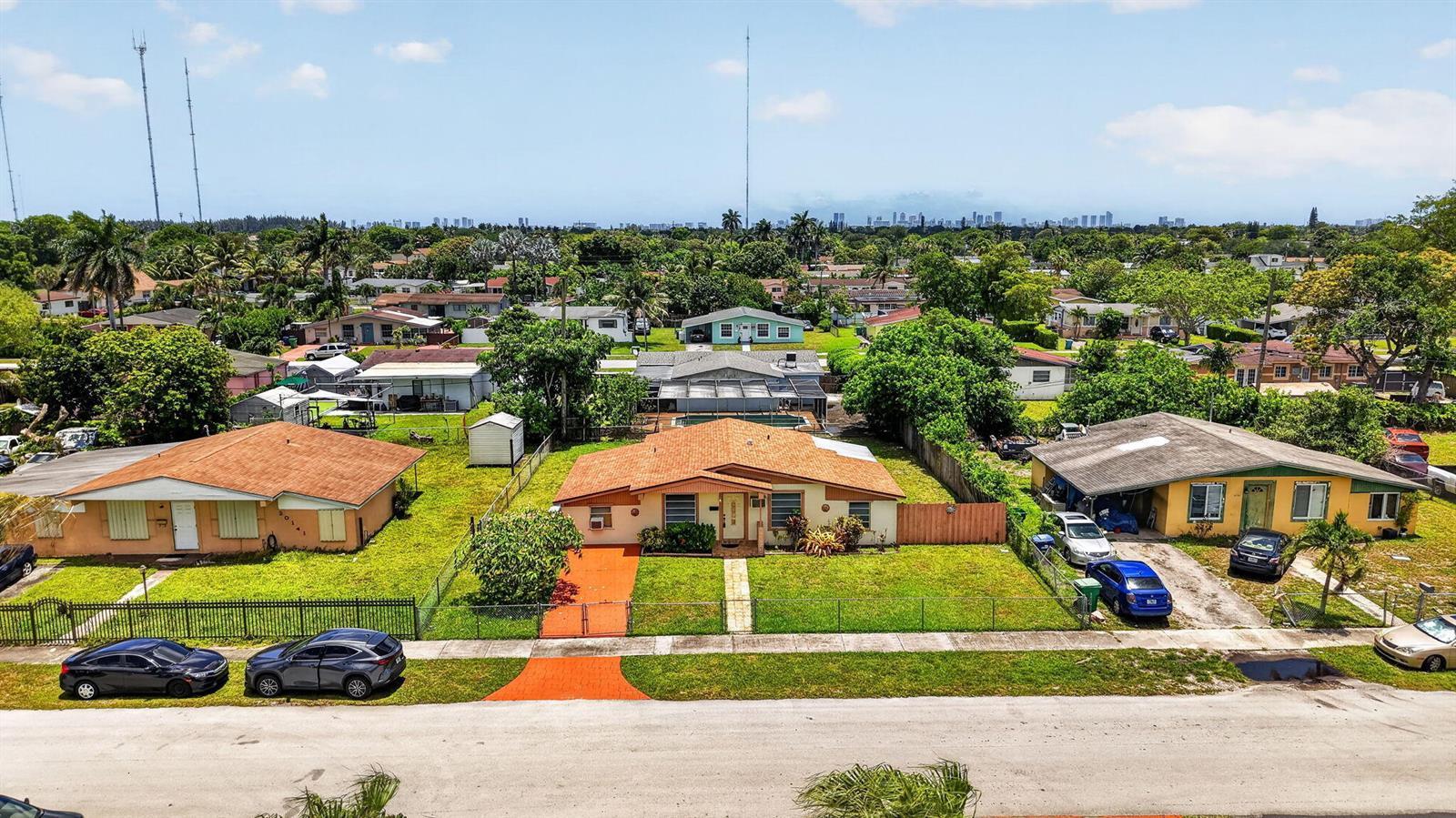 20131 NW 14th Place, Miami Gardens FL 33169 photo 4