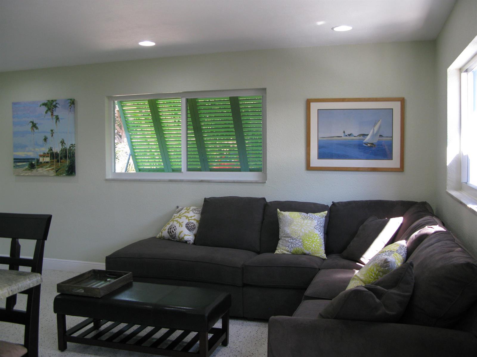 13767 Oleander Avenue E, Juno Beach FL 33408 photo 2