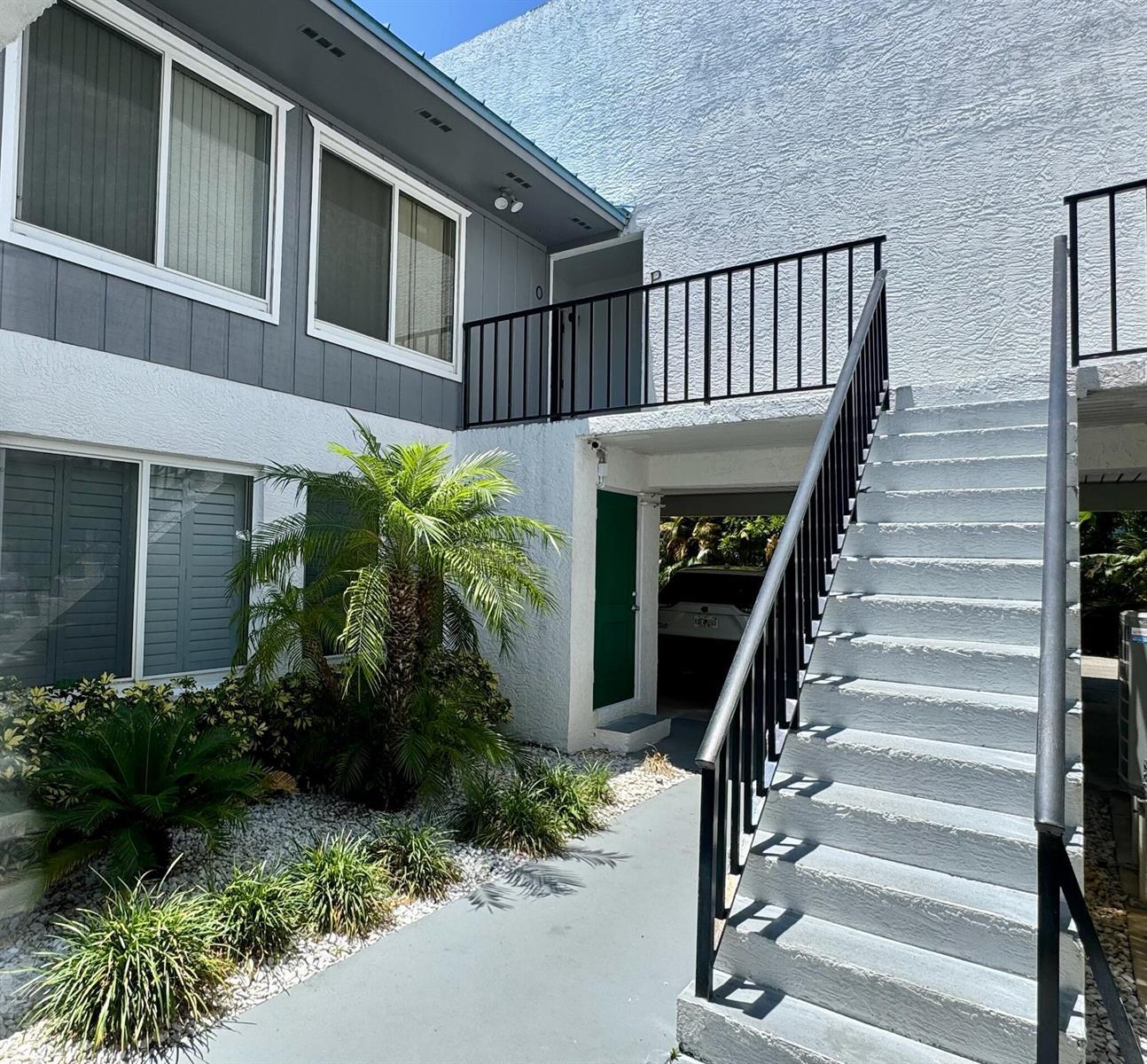 1180 Carlton Court # 207, Fort Pierce FL 34949 photo 2