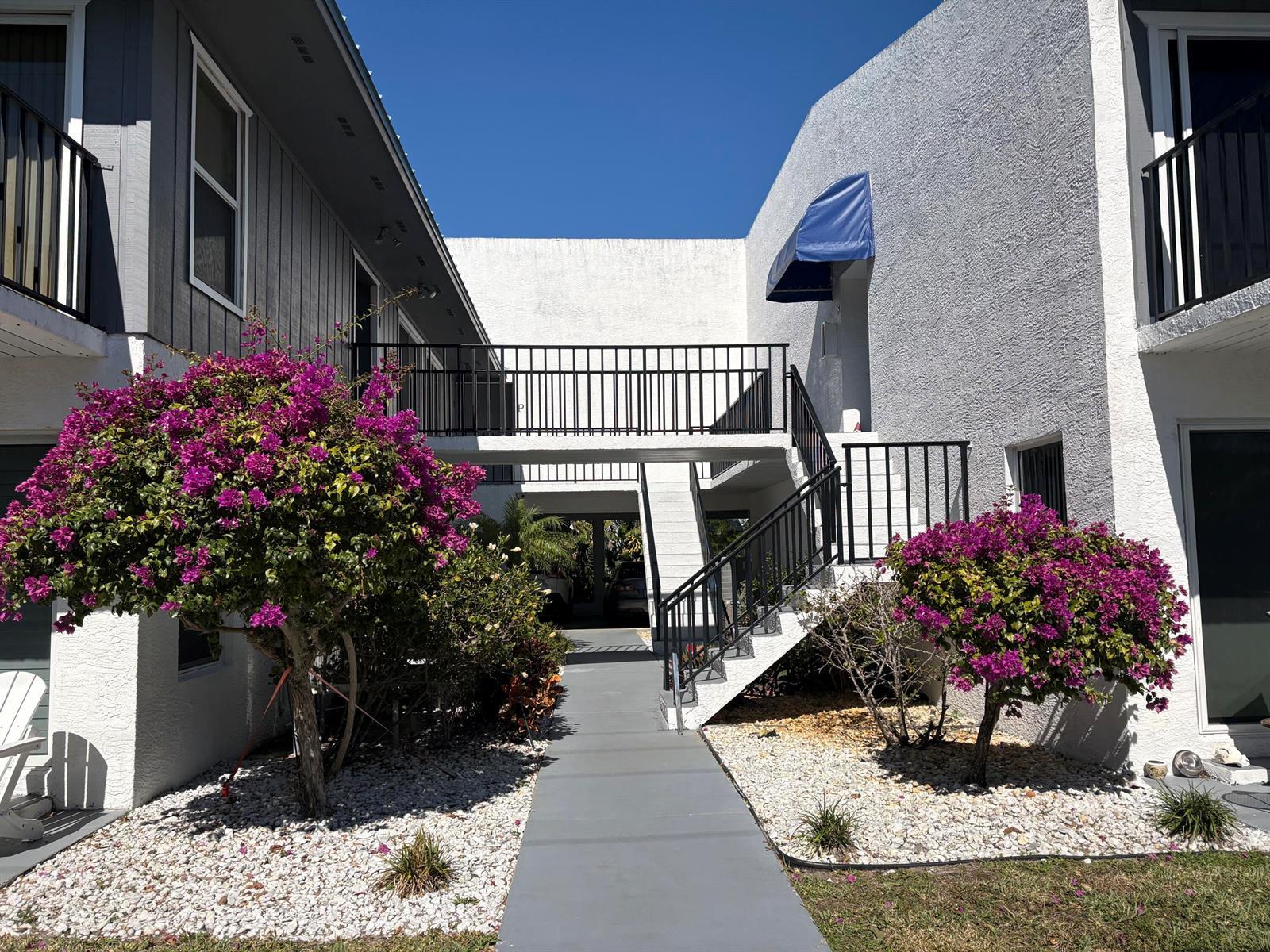 1180 Carlton Court # 207, Fort Pierce FL 34949