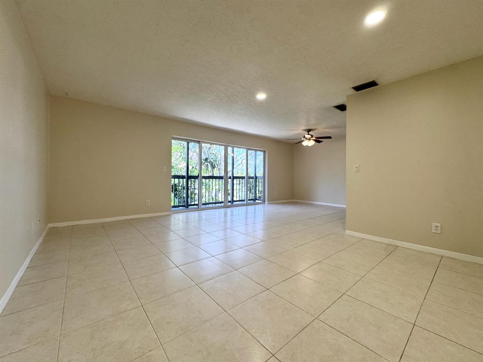 1180 Carlton Court # 207, Fort Pierce FL 34949 photo 5