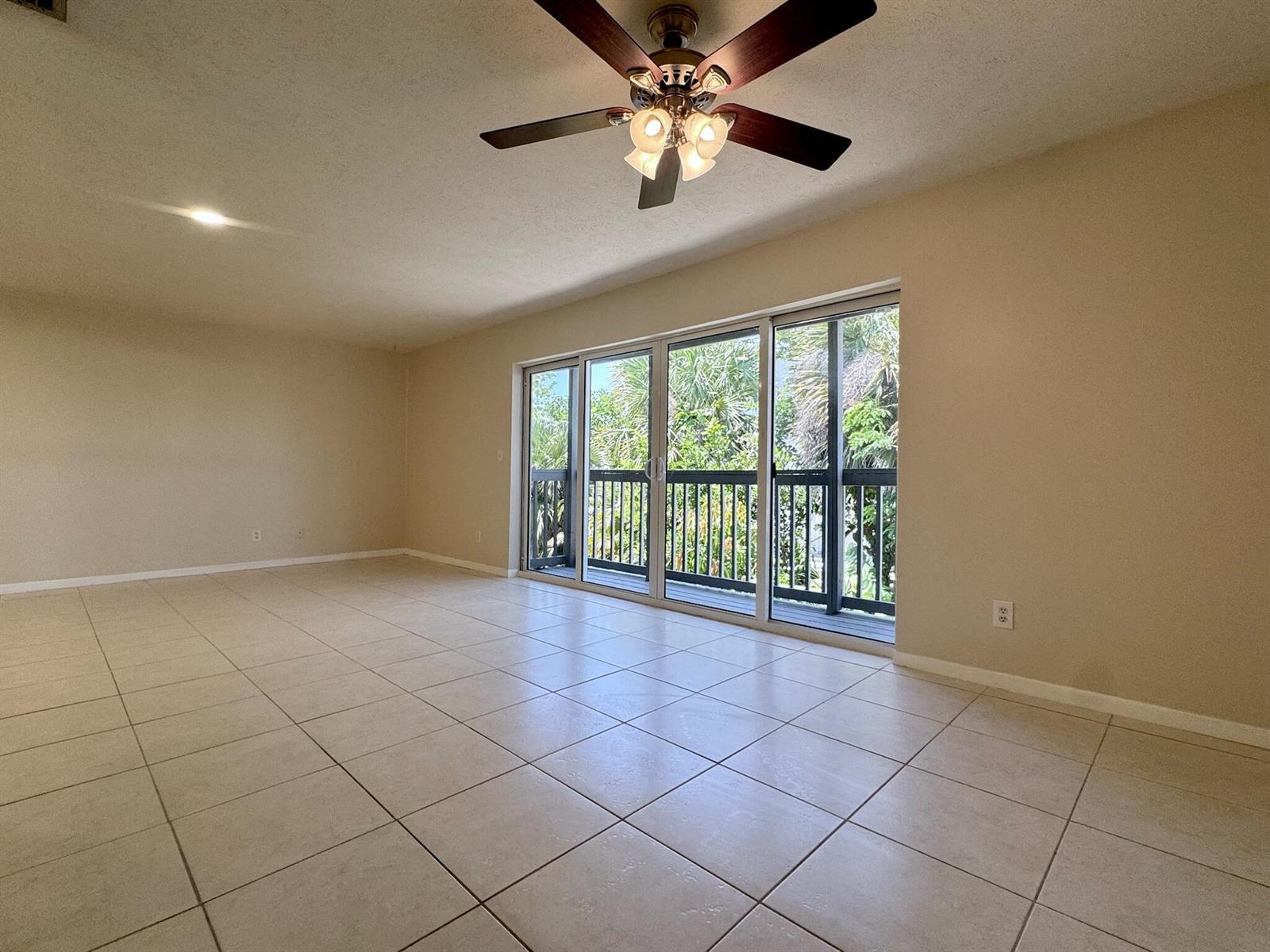 1180 Carlton Court # 207, Fort Pierce FL 34949 photo 4