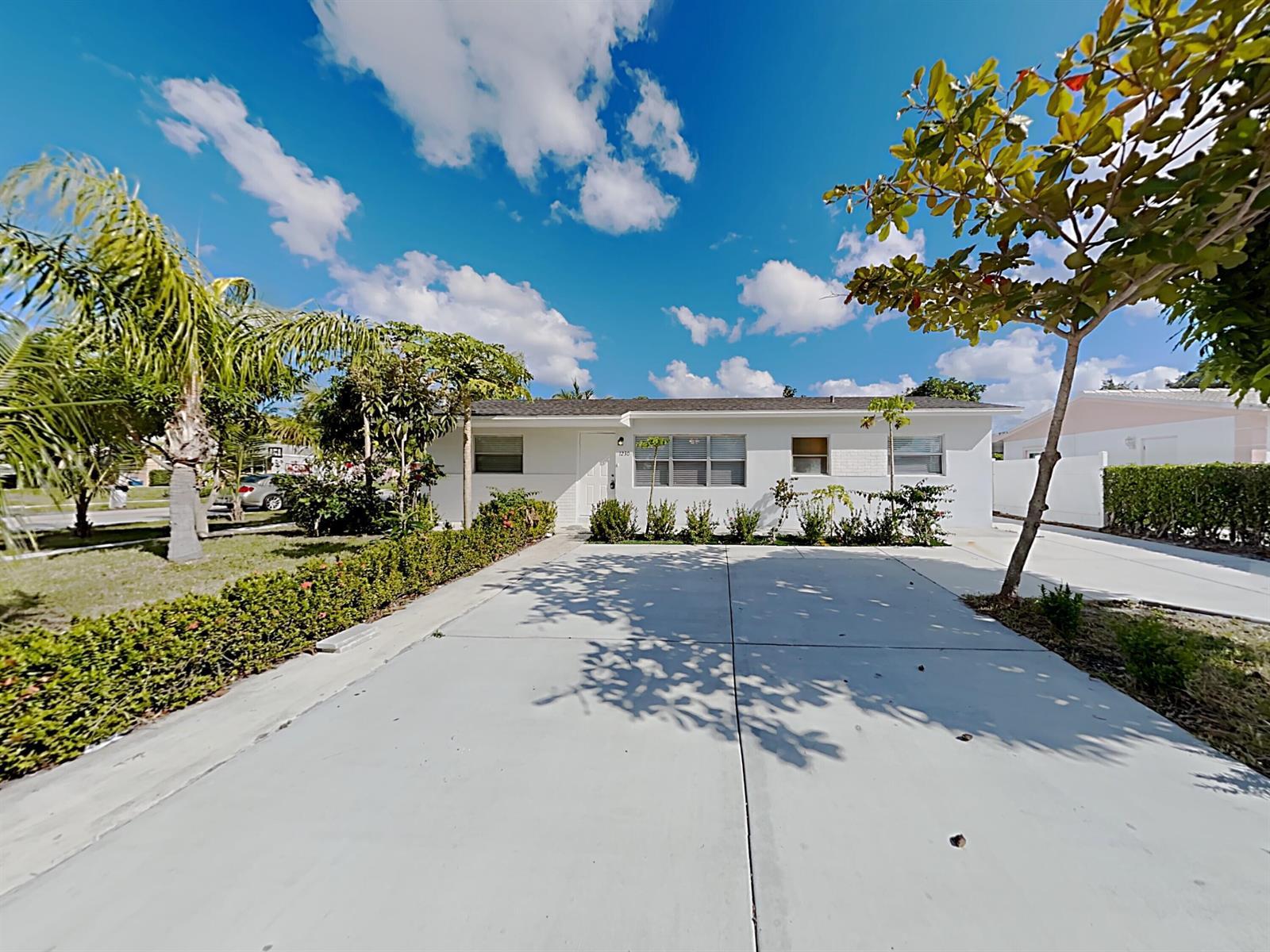 1230 SW 6th Avenue, Deerfield Beach FL 33441 photo 3
