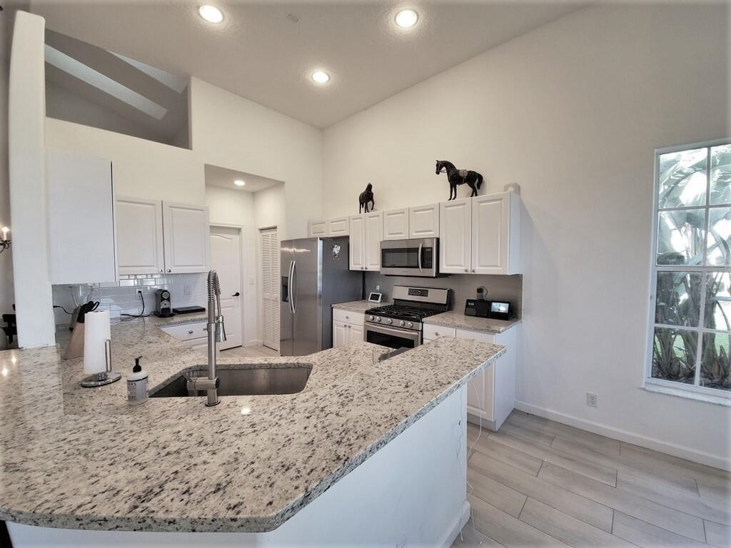 46 Pinnacle Cove, Palm Beach Gardens FL 33418 photo 5