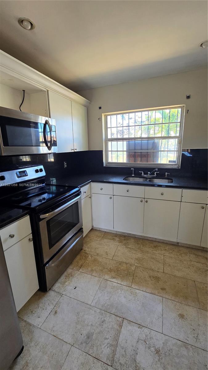 2705 NW 204th Ln, Miami Gardens FL 33056 photo 3