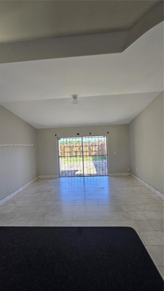 2705 NW 204th Ln, Miami Gardens FL 33056 photo 4