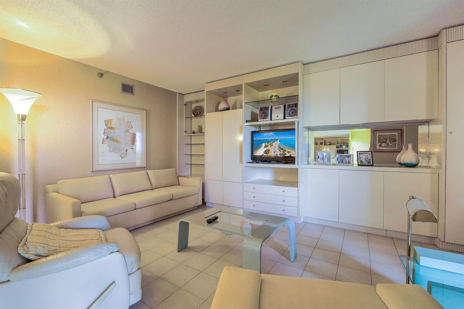 7400 Radice Court # 606, Lauderhill FL 33319 photo 4