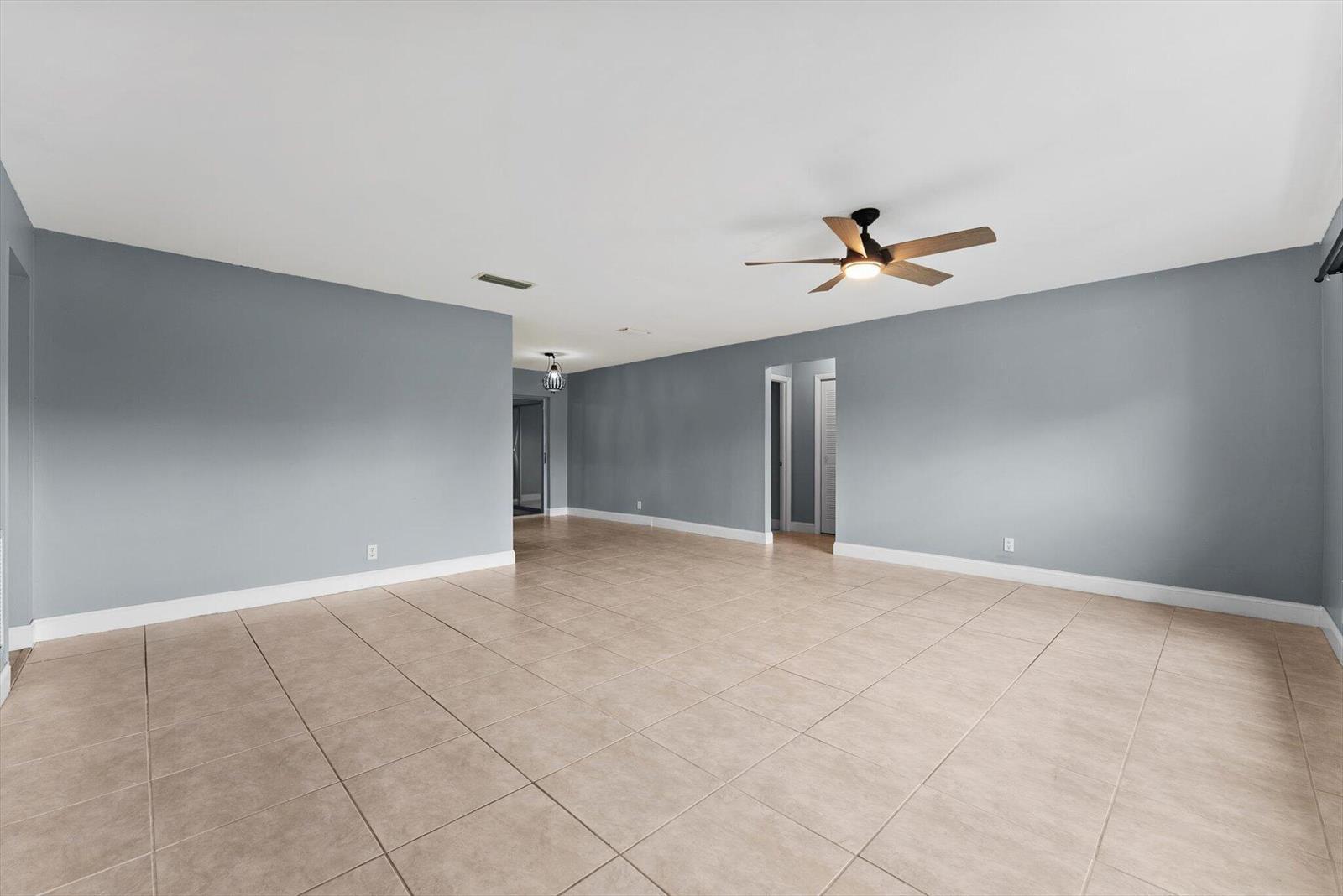 901 NW 49th Street, Deerfield Beach FL 33064 photo 5